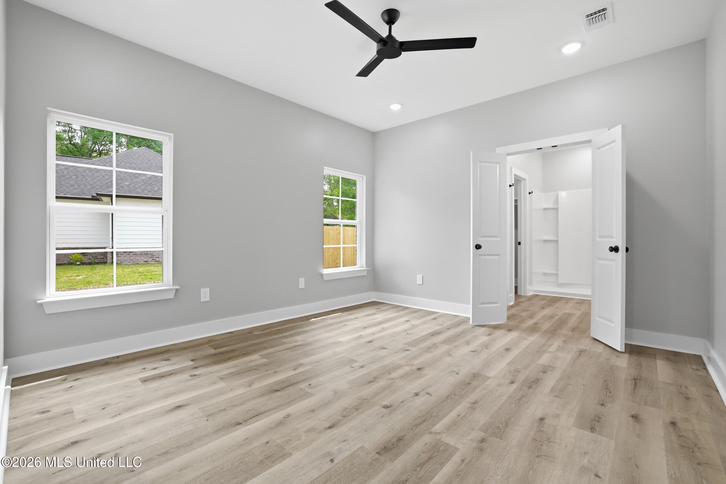 11068 Shorecrest Road Property Photo 10