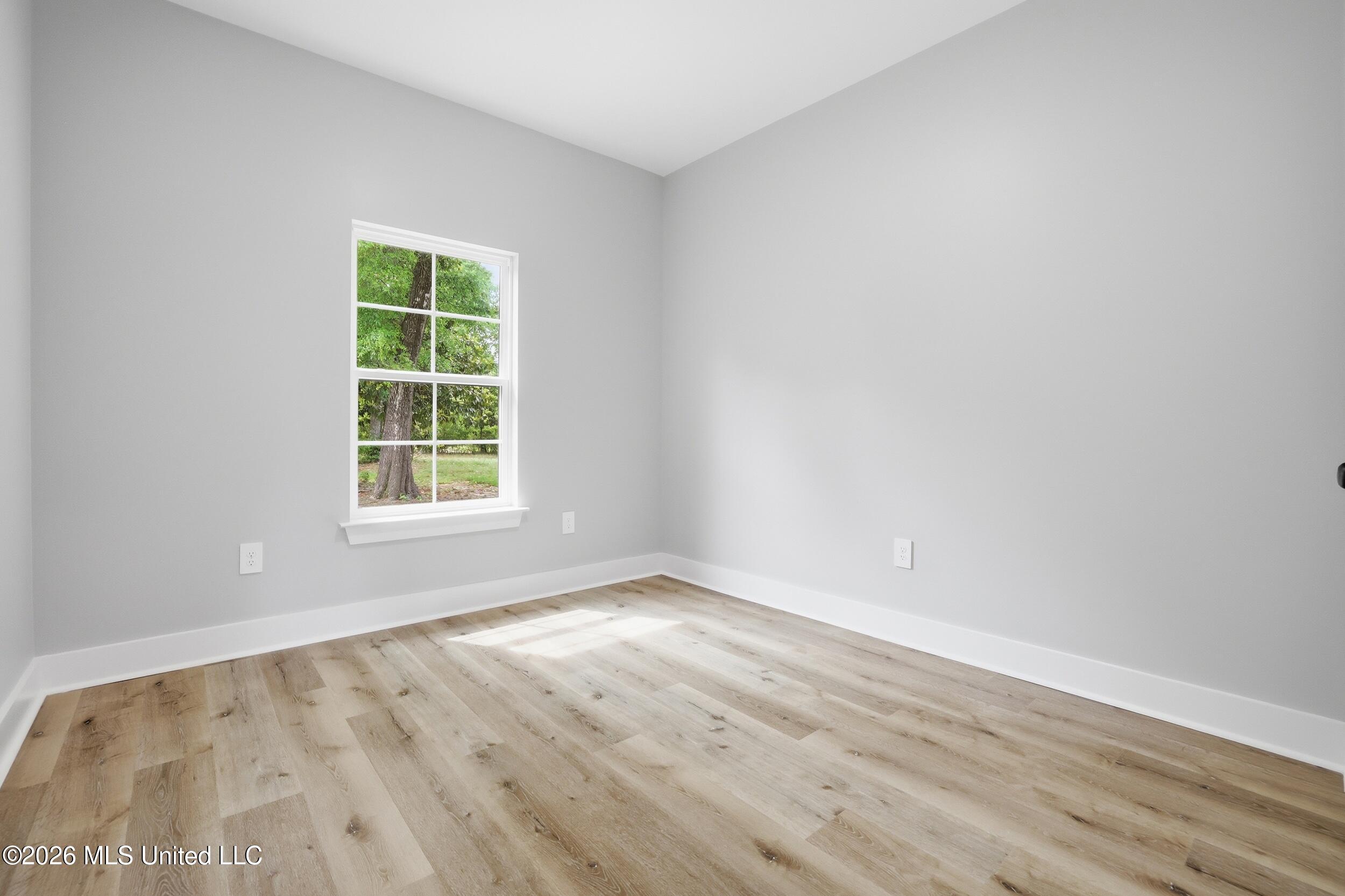 11068 Shorecrest Road Property Photo 18