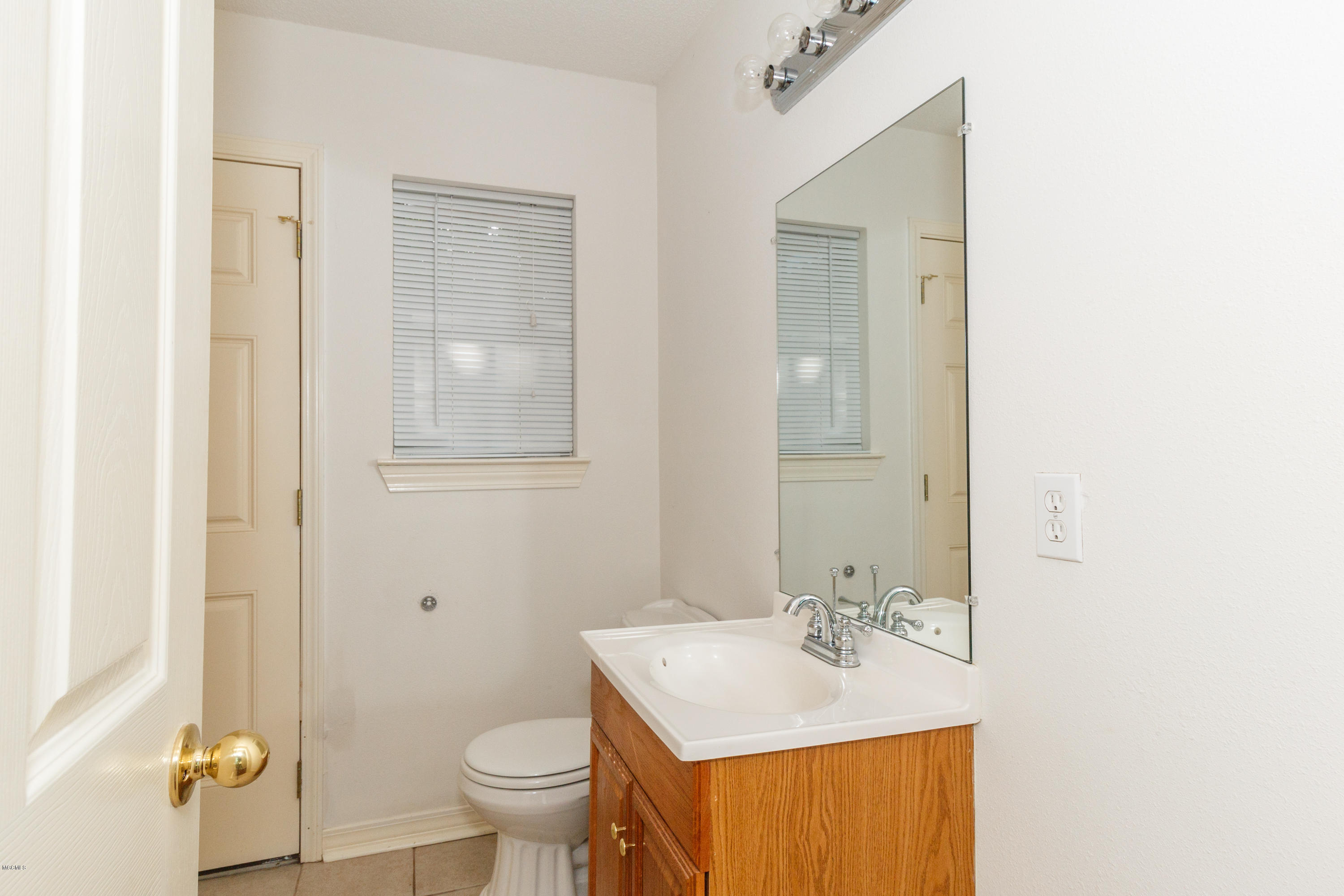 701 Lewis Avenue Property Photo 7