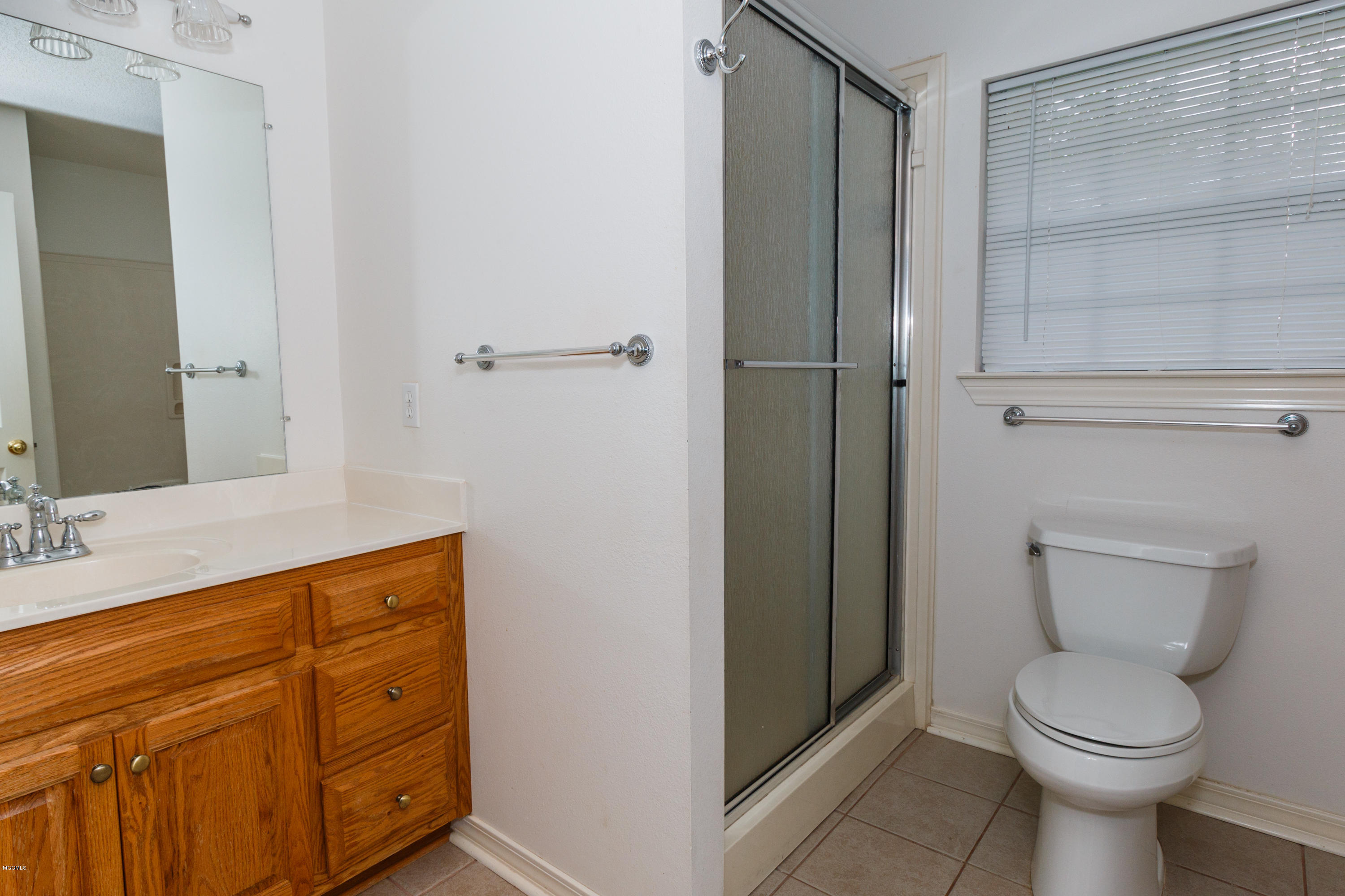 701 Lewis Avenue Property Photo 9