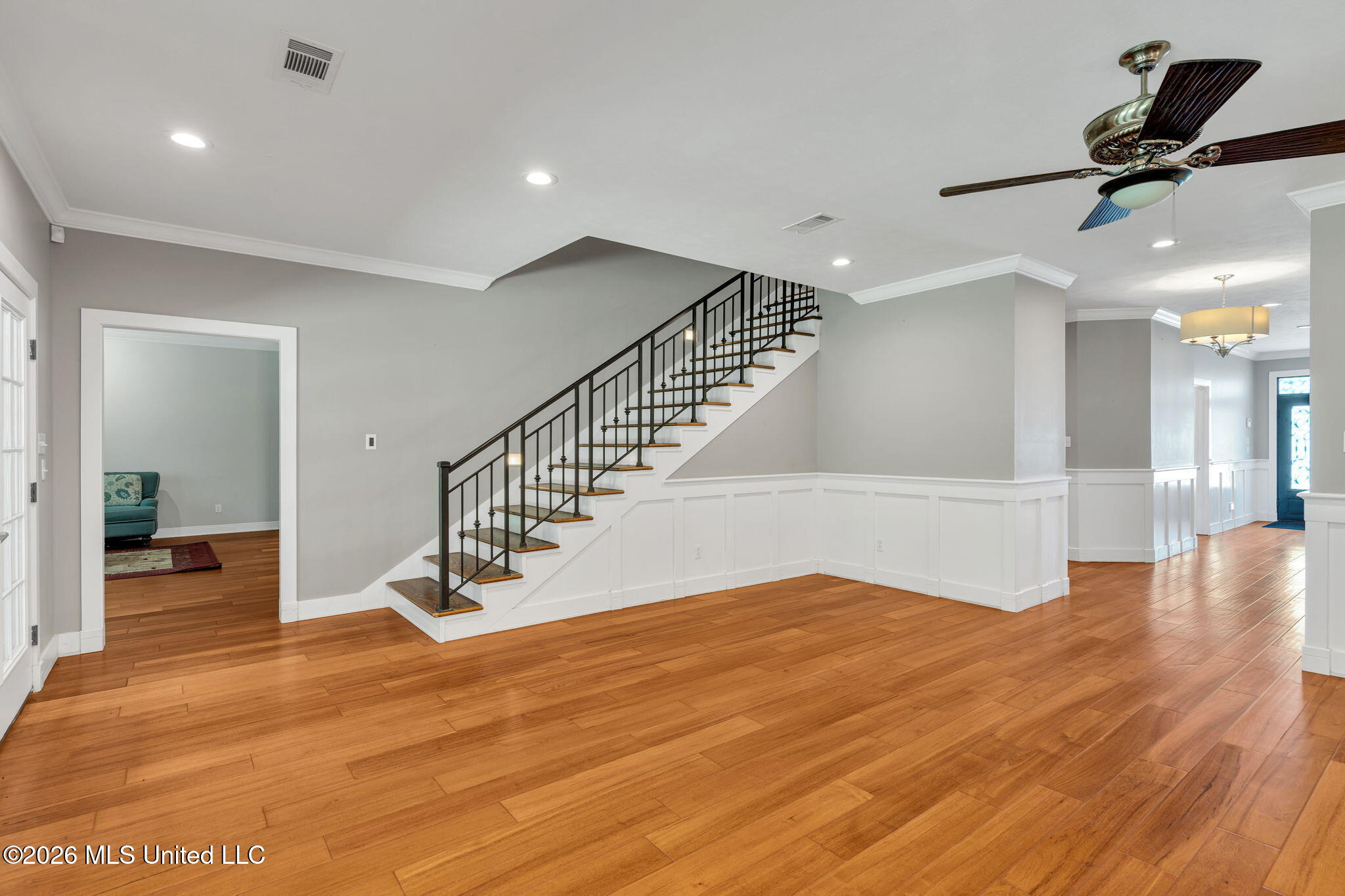 115 Village Lane Property Photo 10