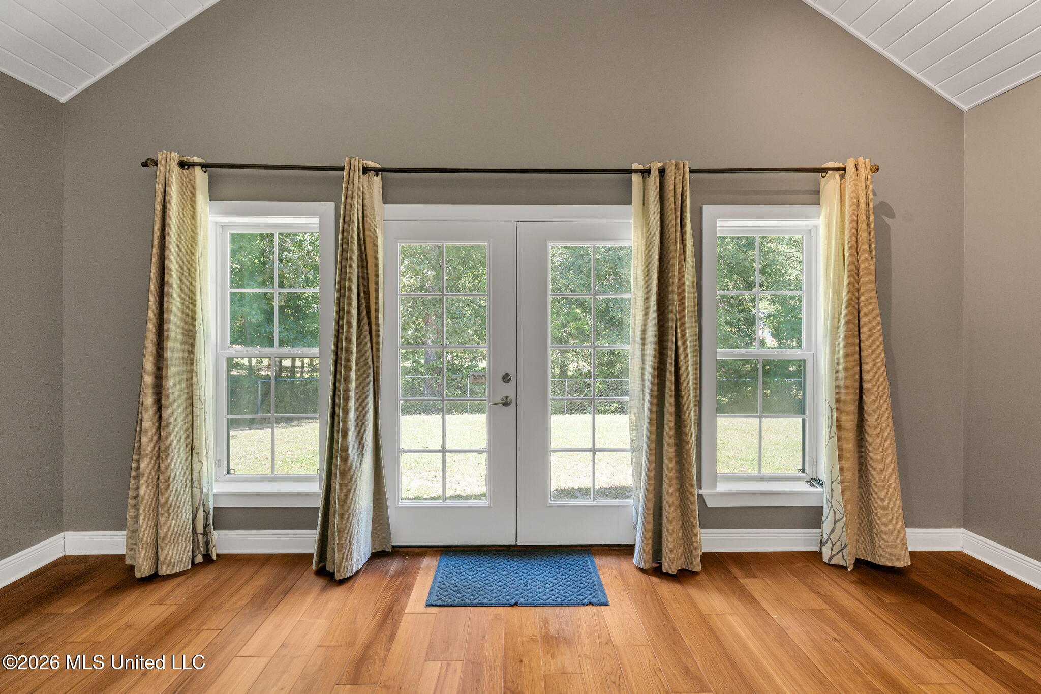 115 Village Lane Property Photo 24