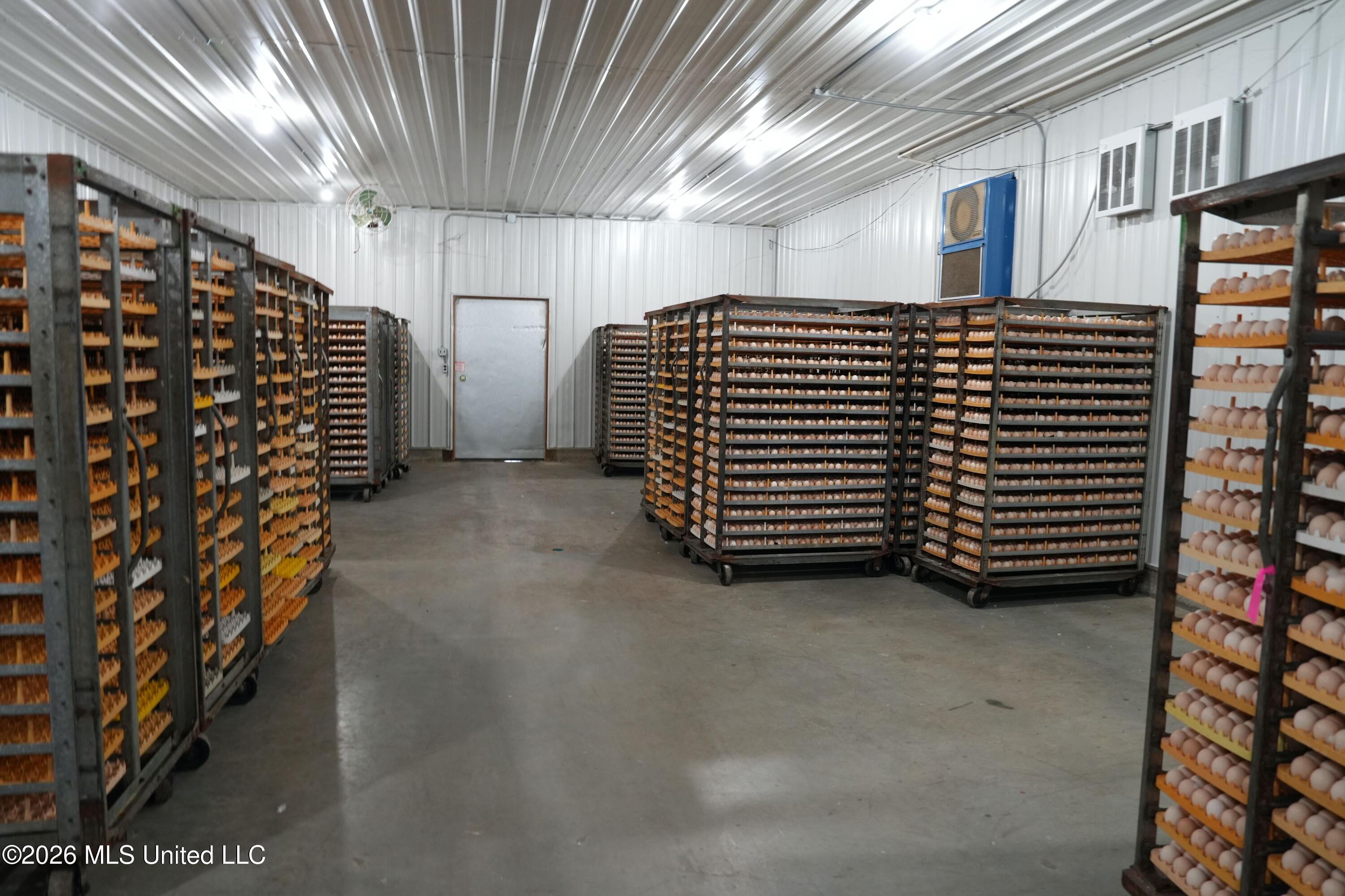 300 Center Crossing Road Property Photo 6