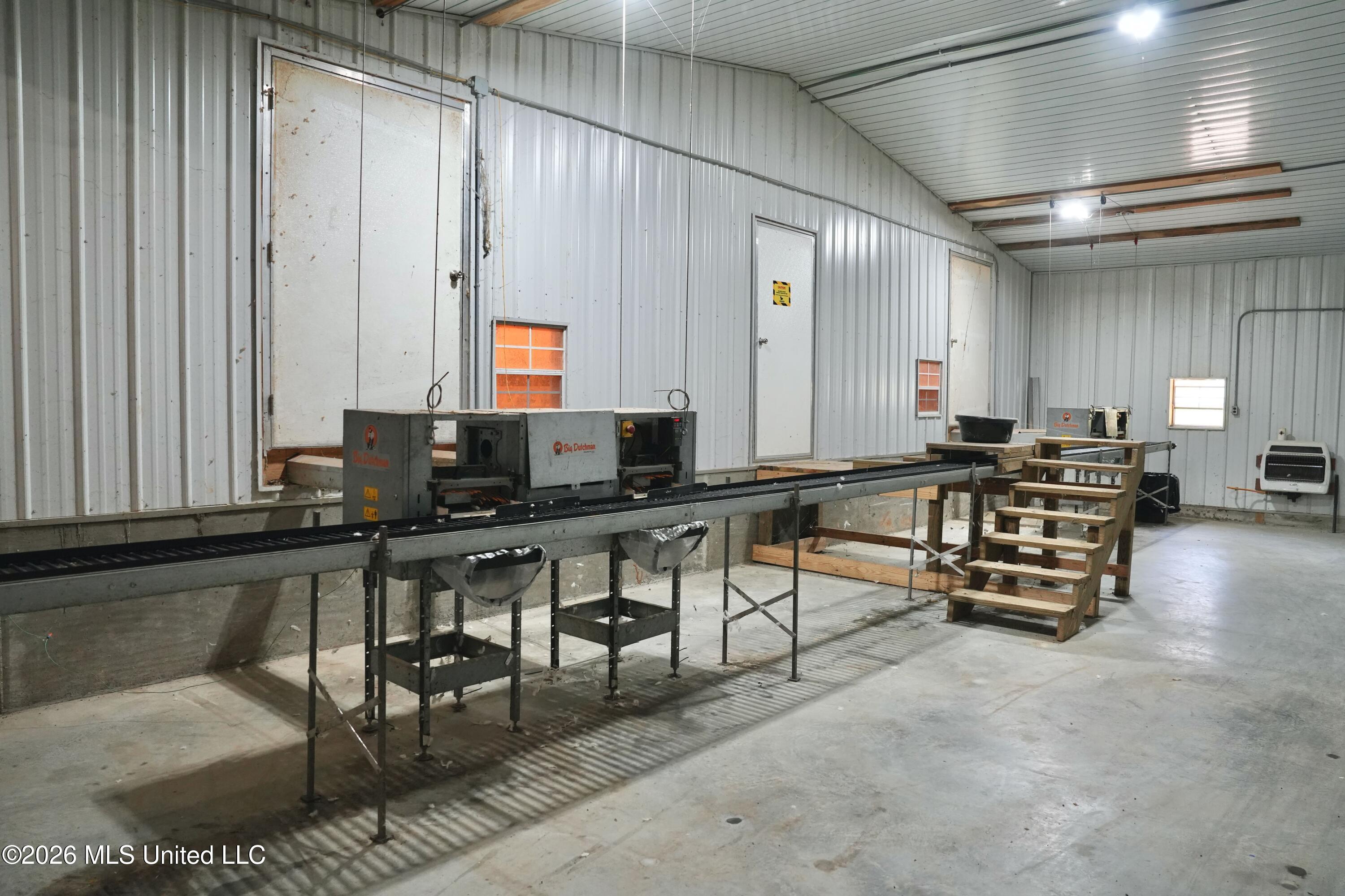 300 Center Crossing Road Property Photo 26