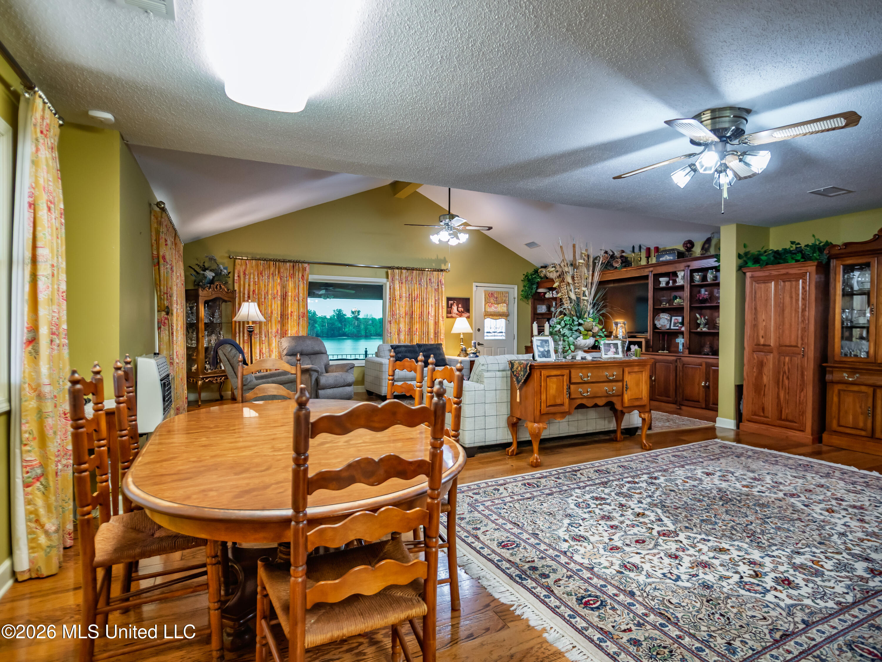 483 Lake Drive Property Photo 6