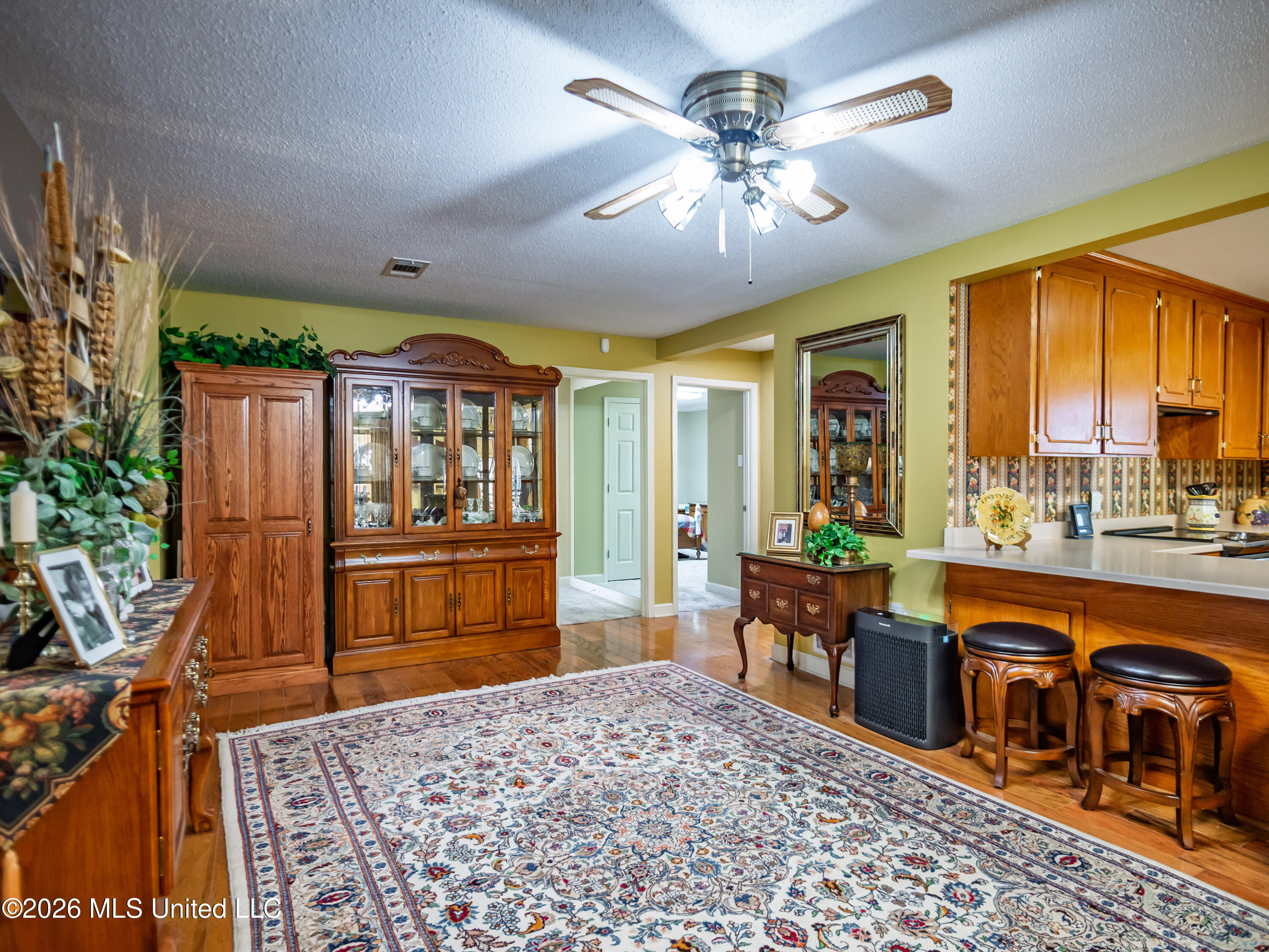 483 Lake Drive Property Photo 8