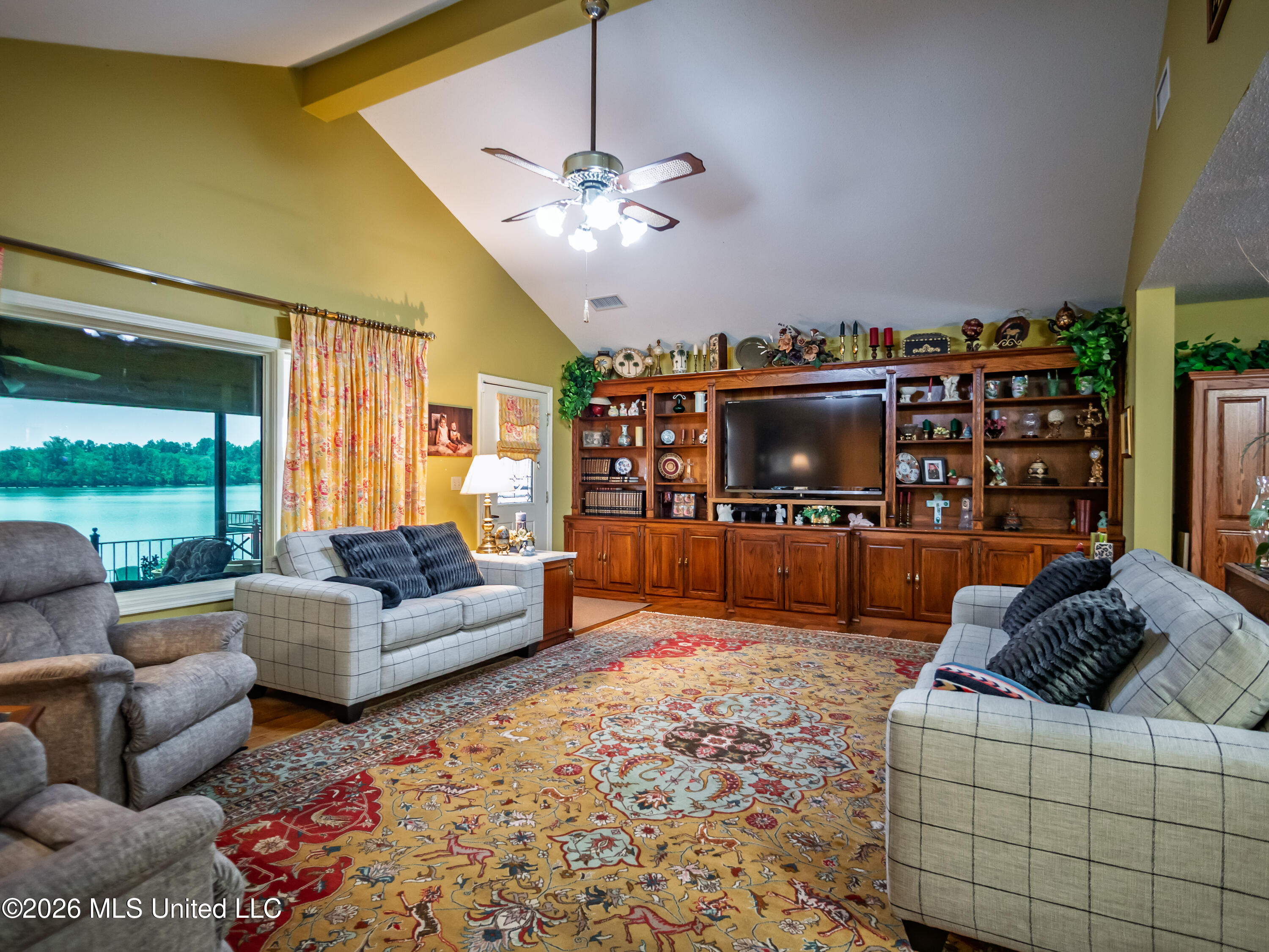 483 Lake Drive Property Photo 11