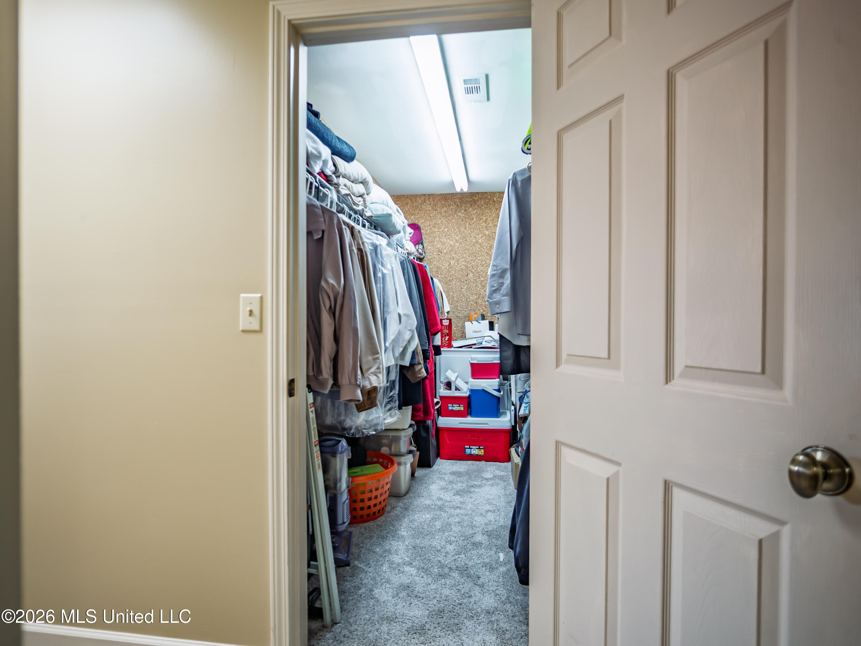 483 Lake Drive Property Photo 16