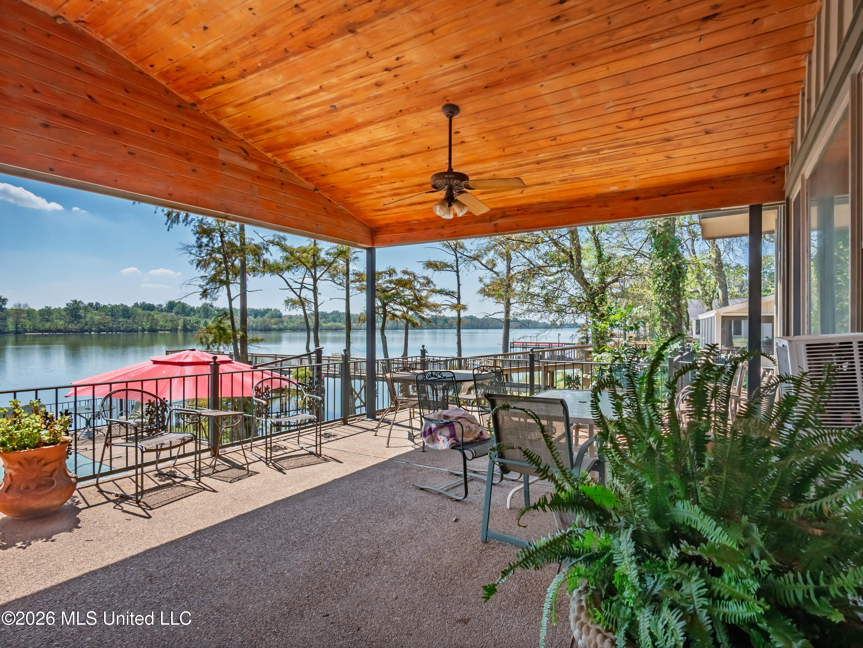 483 Lake Drive Property Photo 28