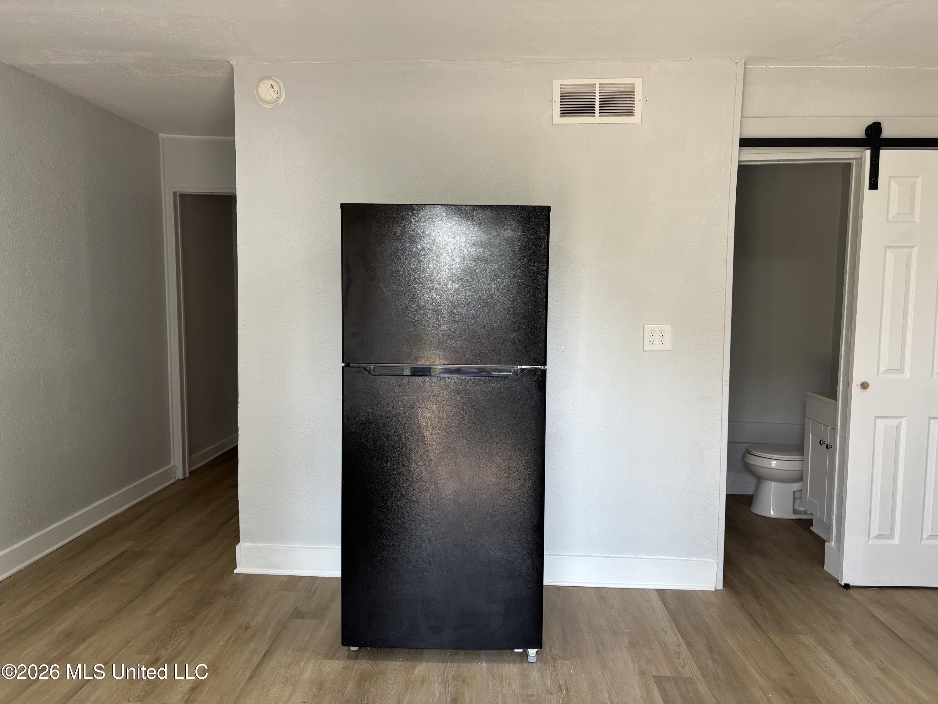511 32nd Street Property Photo 2