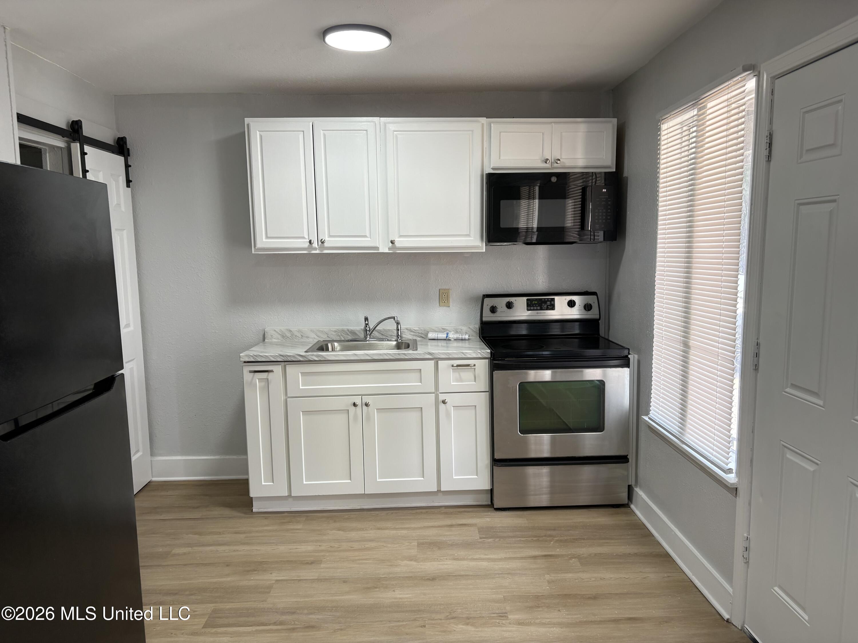 511 32nd Street Property Photo 3