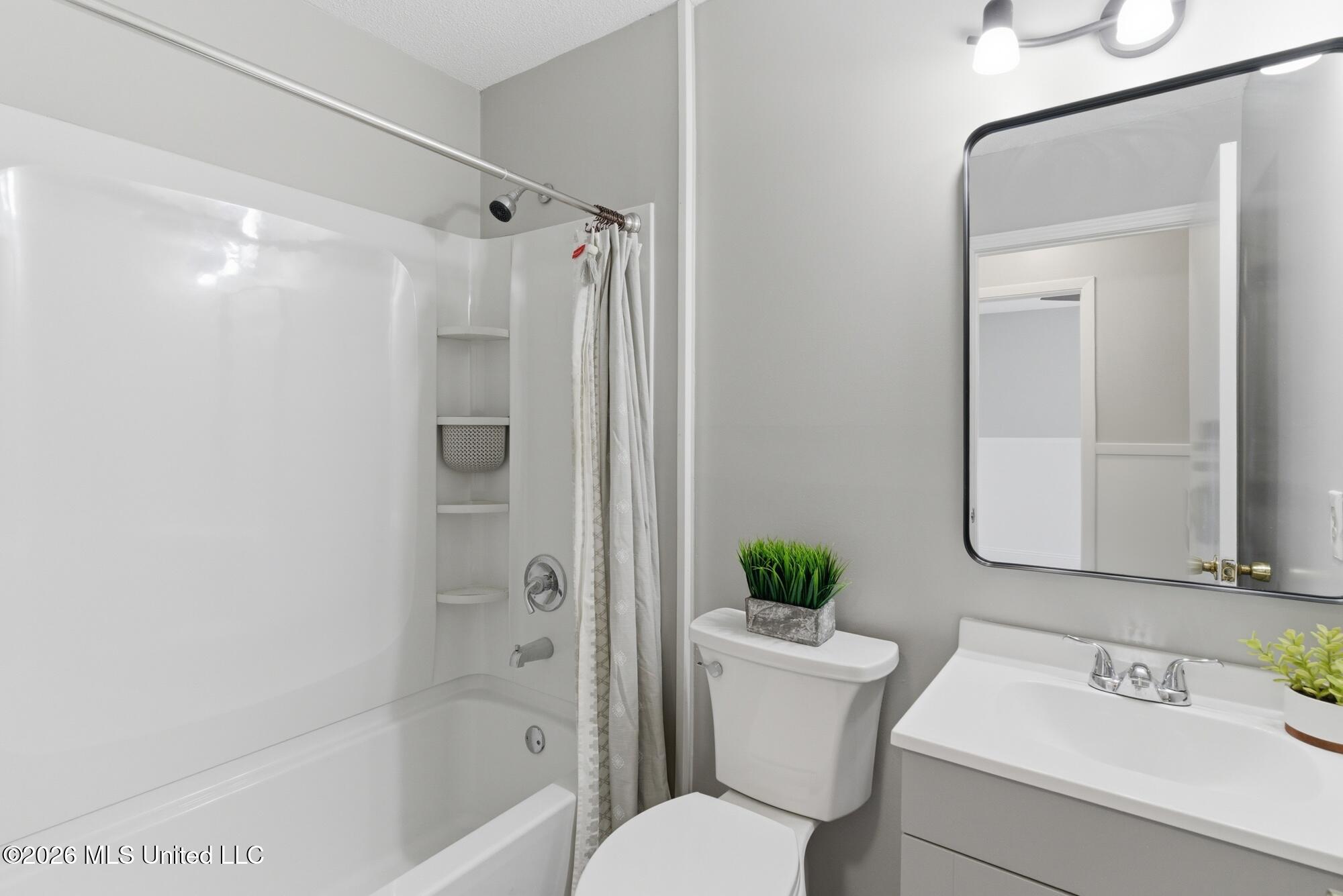 205 Woodside Drive Property Photo 31
