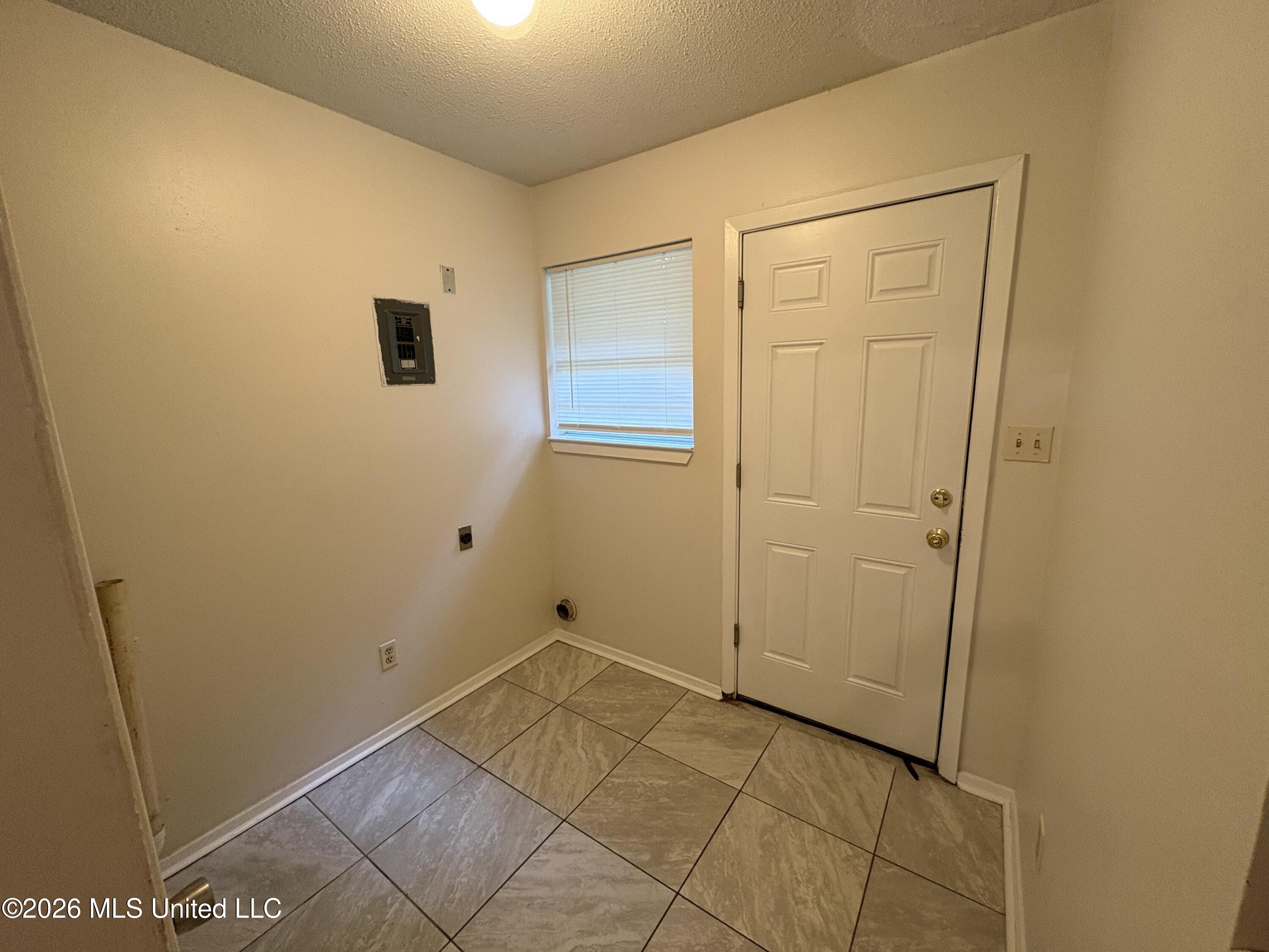 209 Lawler Avenue Property Photo 14