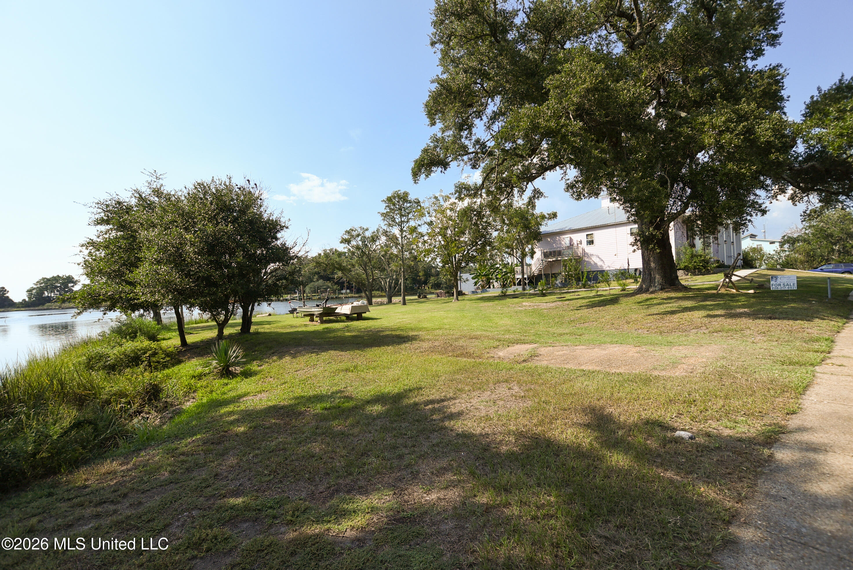 N Canty Street Property Photo 2