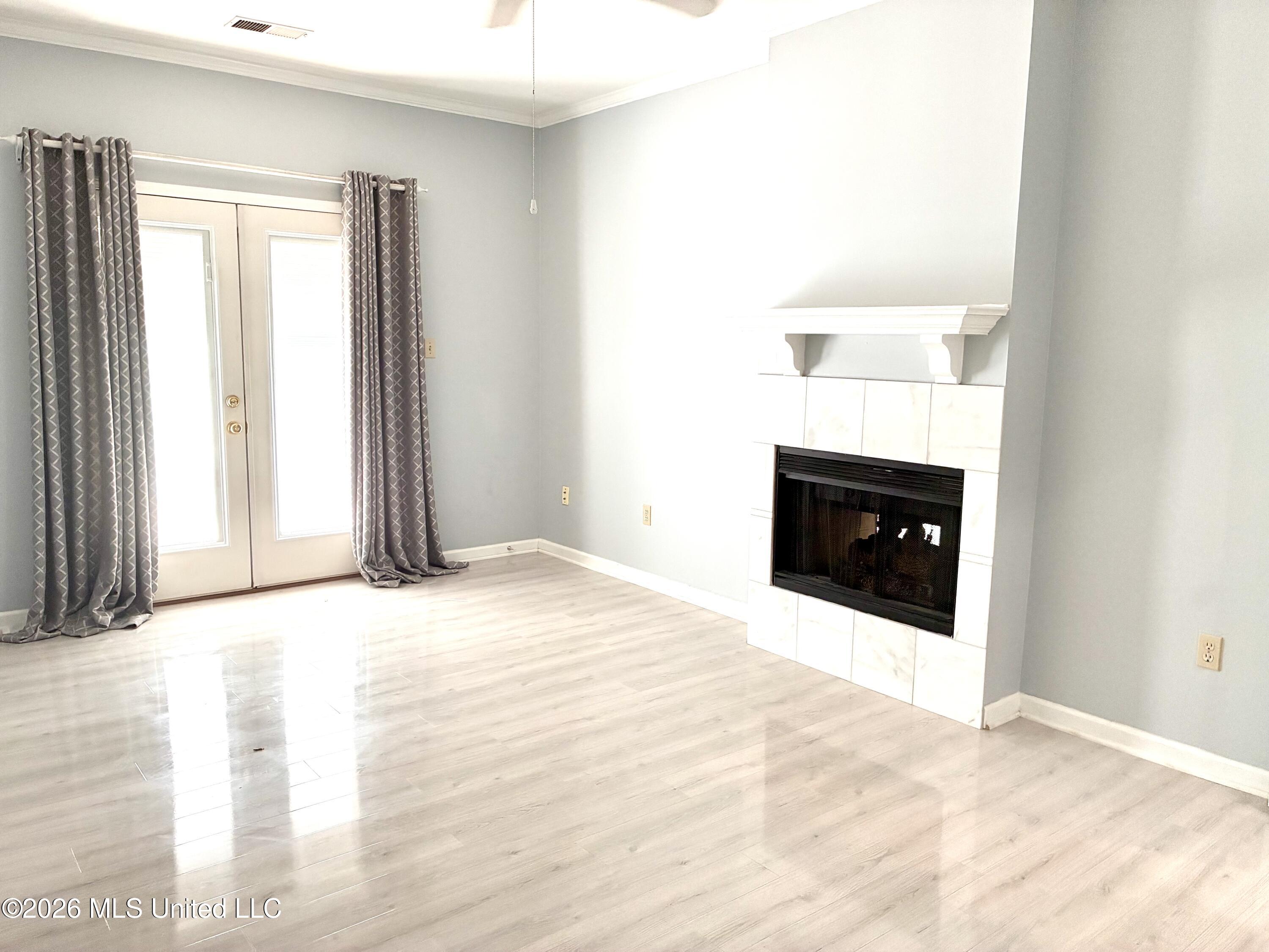 8327 Waverly Cove Property Photo 5