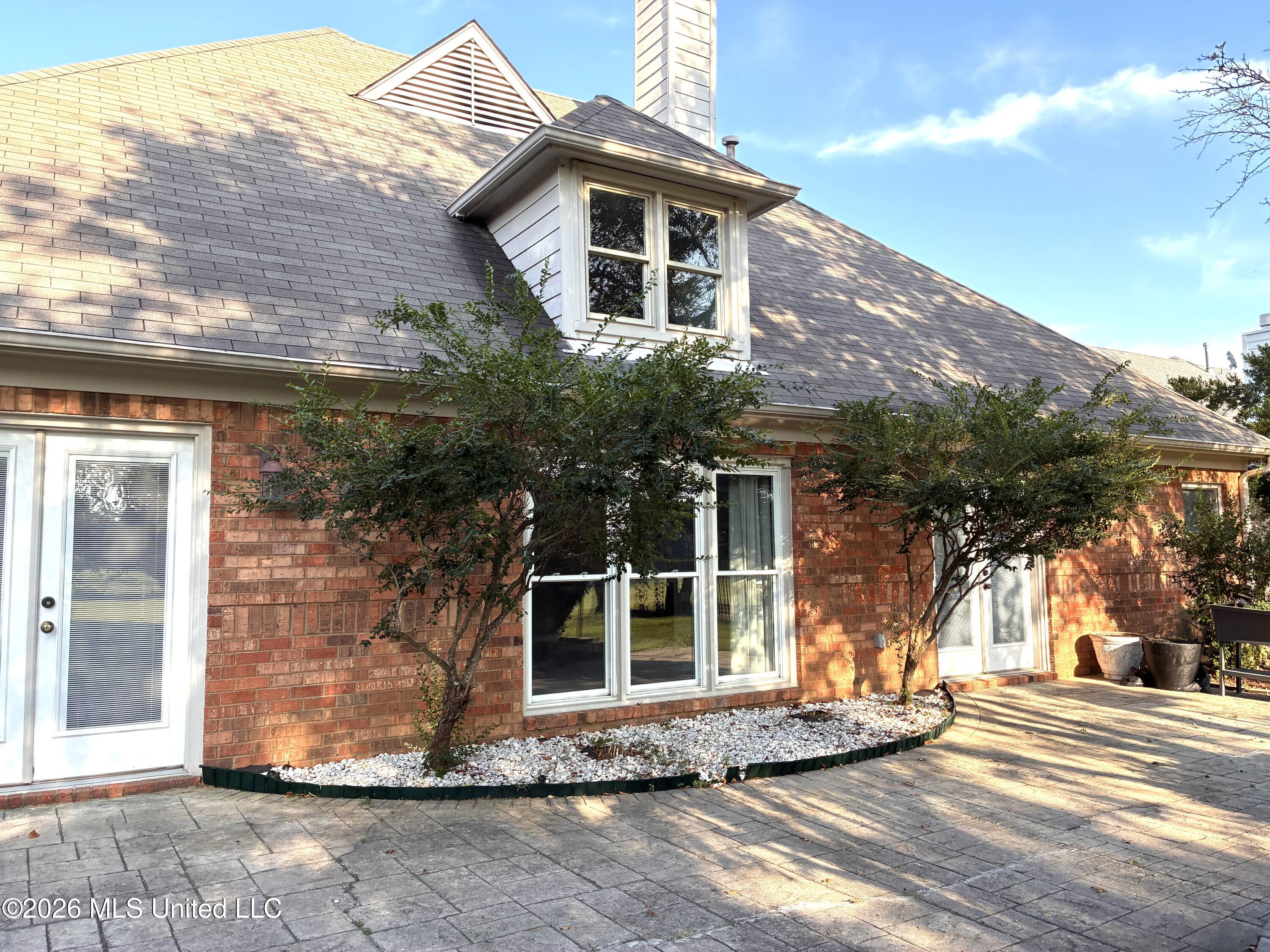 8327 Waverly Cove Property Photo 9