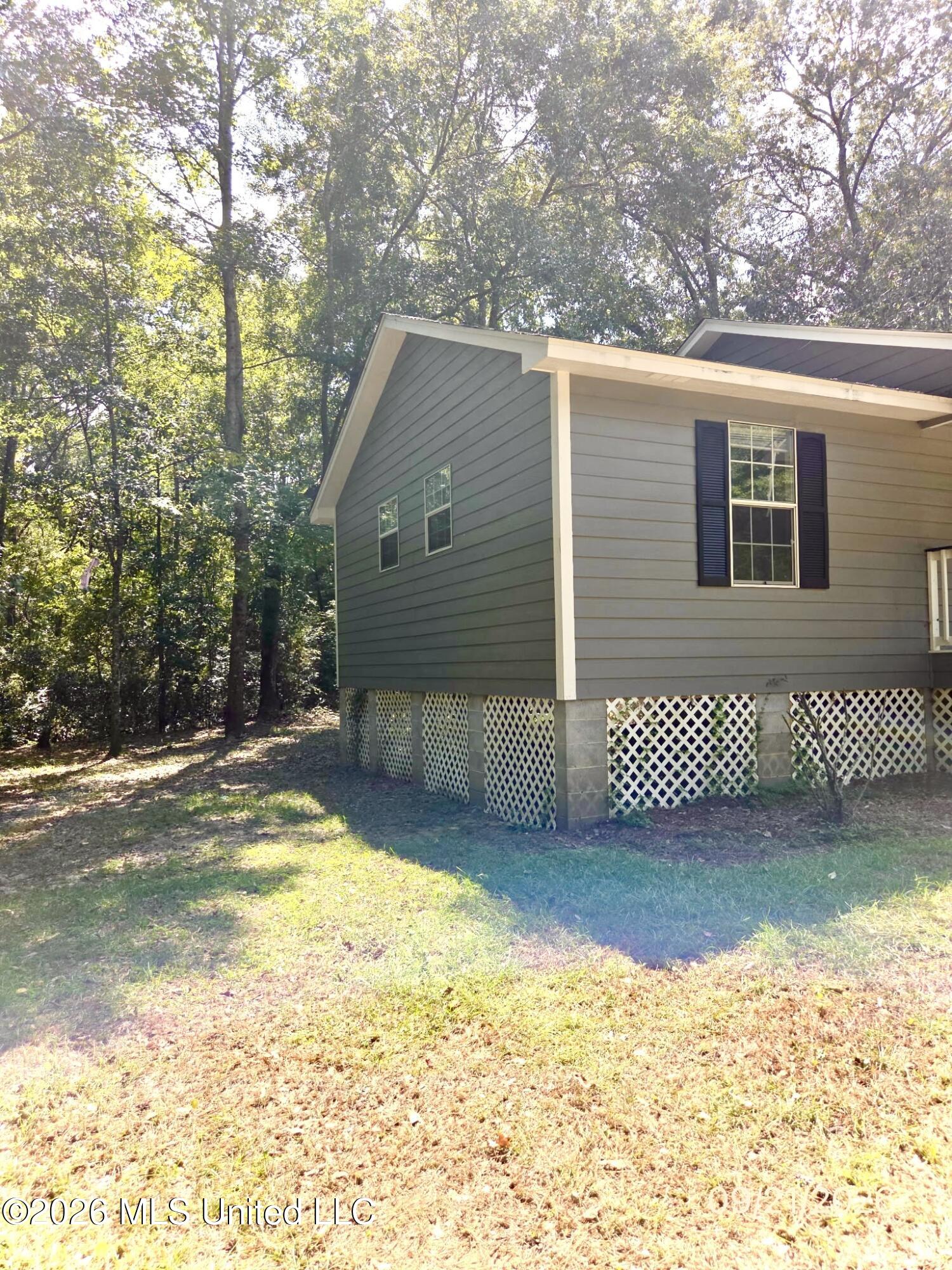 530 Brown Street Property Photo 3
