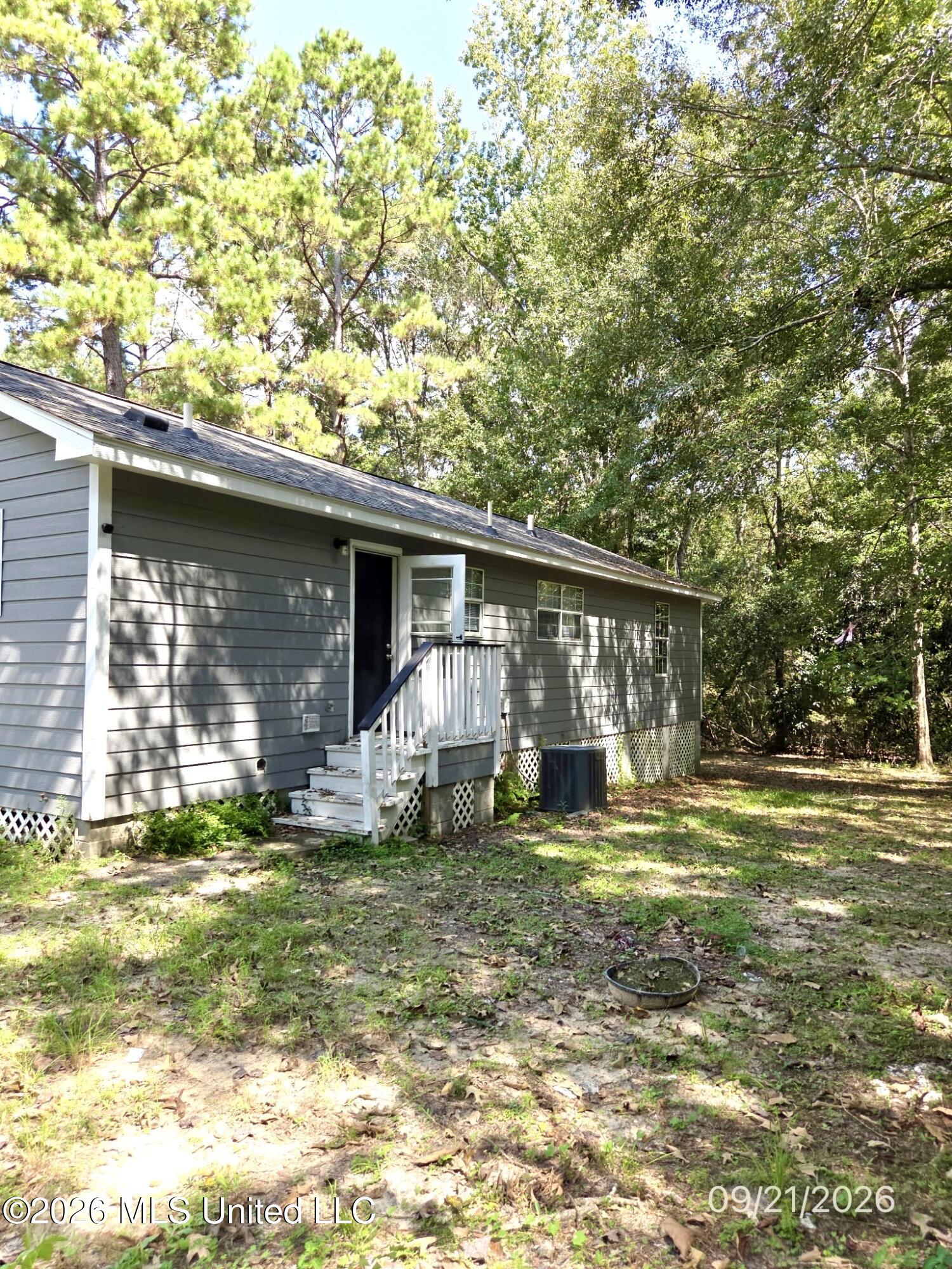 530 Brown Street Property Photo 5