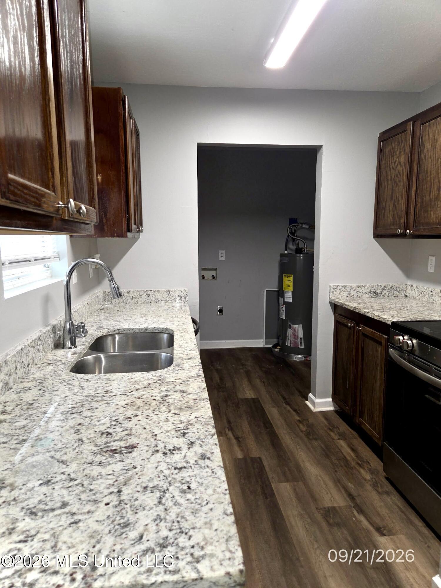 530 Brown Street Property Photo 7