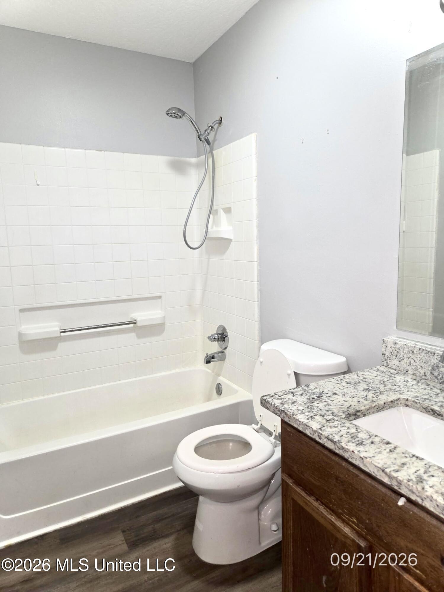 530 Brown Street Property Photo 9