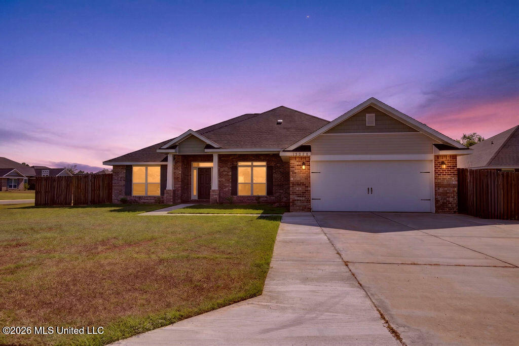 15028 Emersyn Lane Property Photo 1