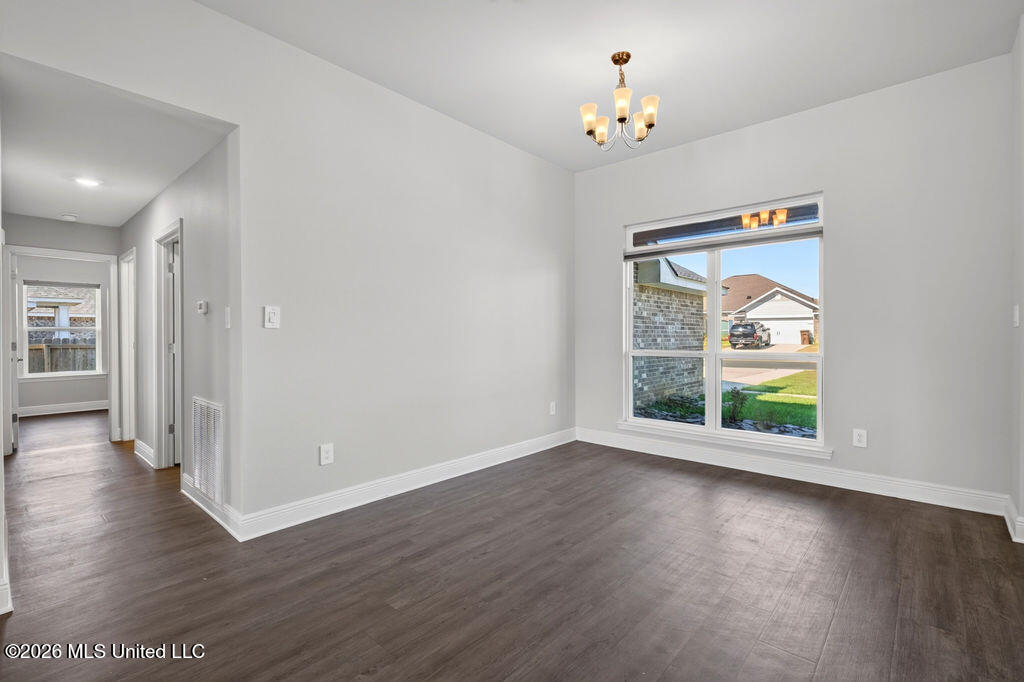15028 Emersyn Lane Property Photo 13