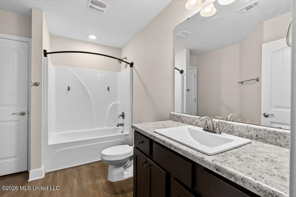 15028 Emersyn Lane Property Photo 32
