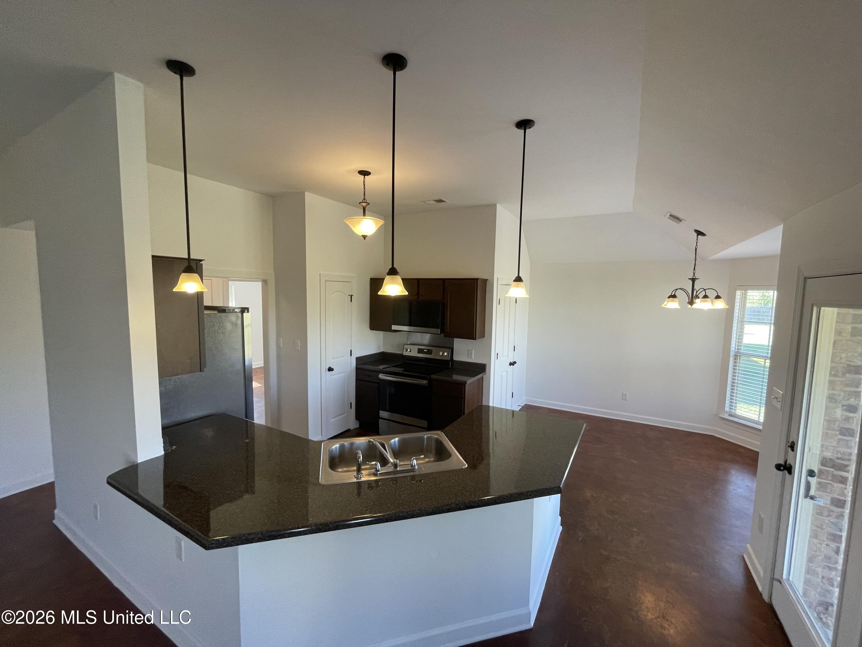 8831 Smith Ranch Drive Property Photo 3