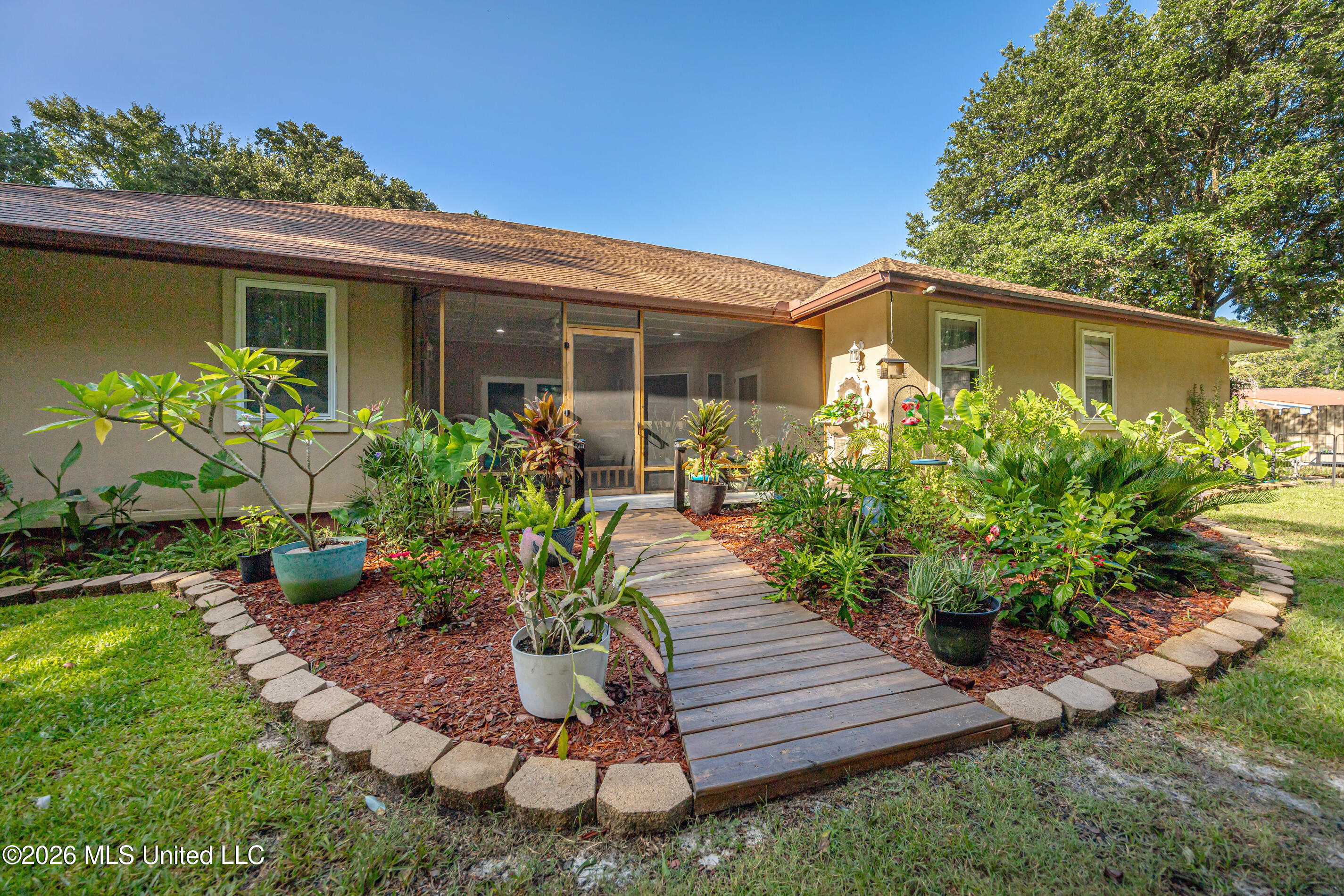12 Gulfview Drive Property Photo 61