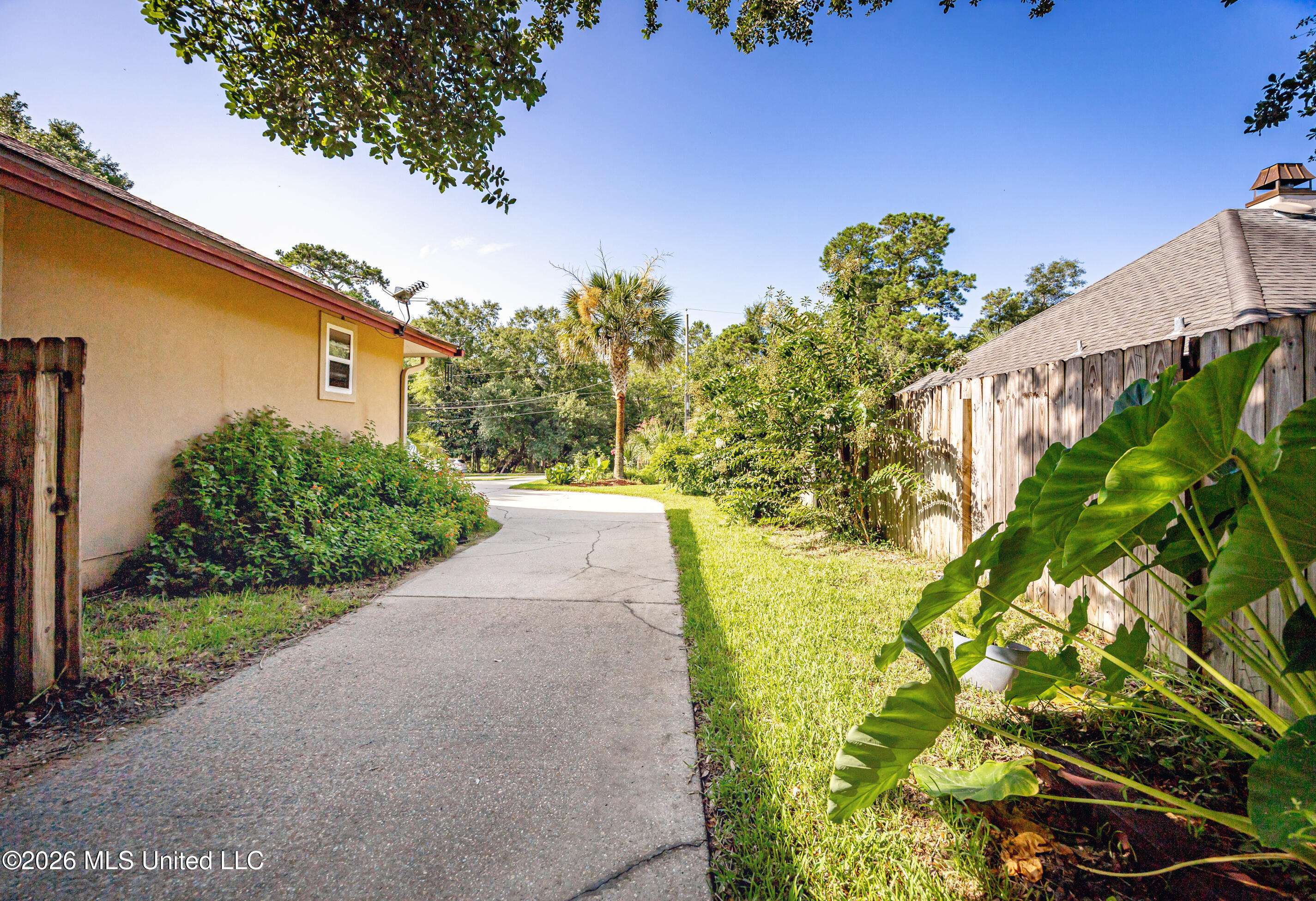 12 Gulfview Drive Property Photo 80