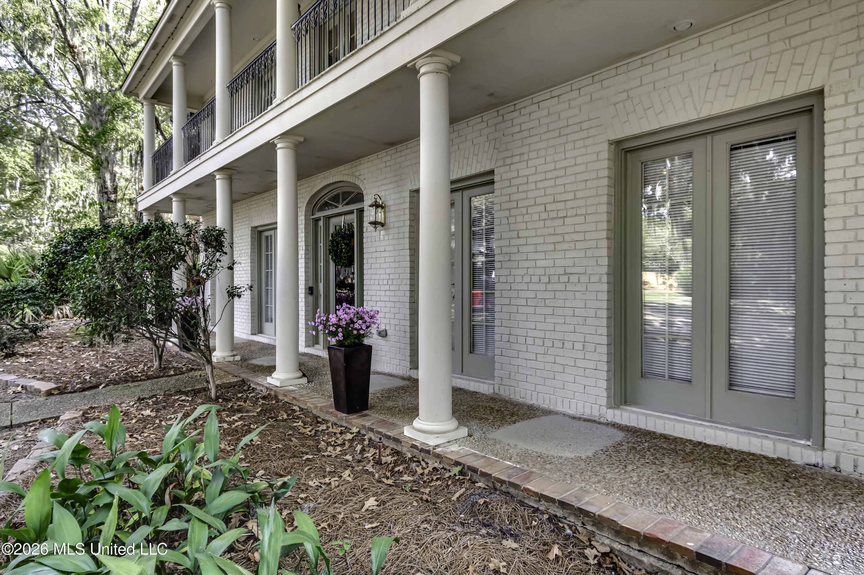30 Moss Forest Circle Property Photo 6