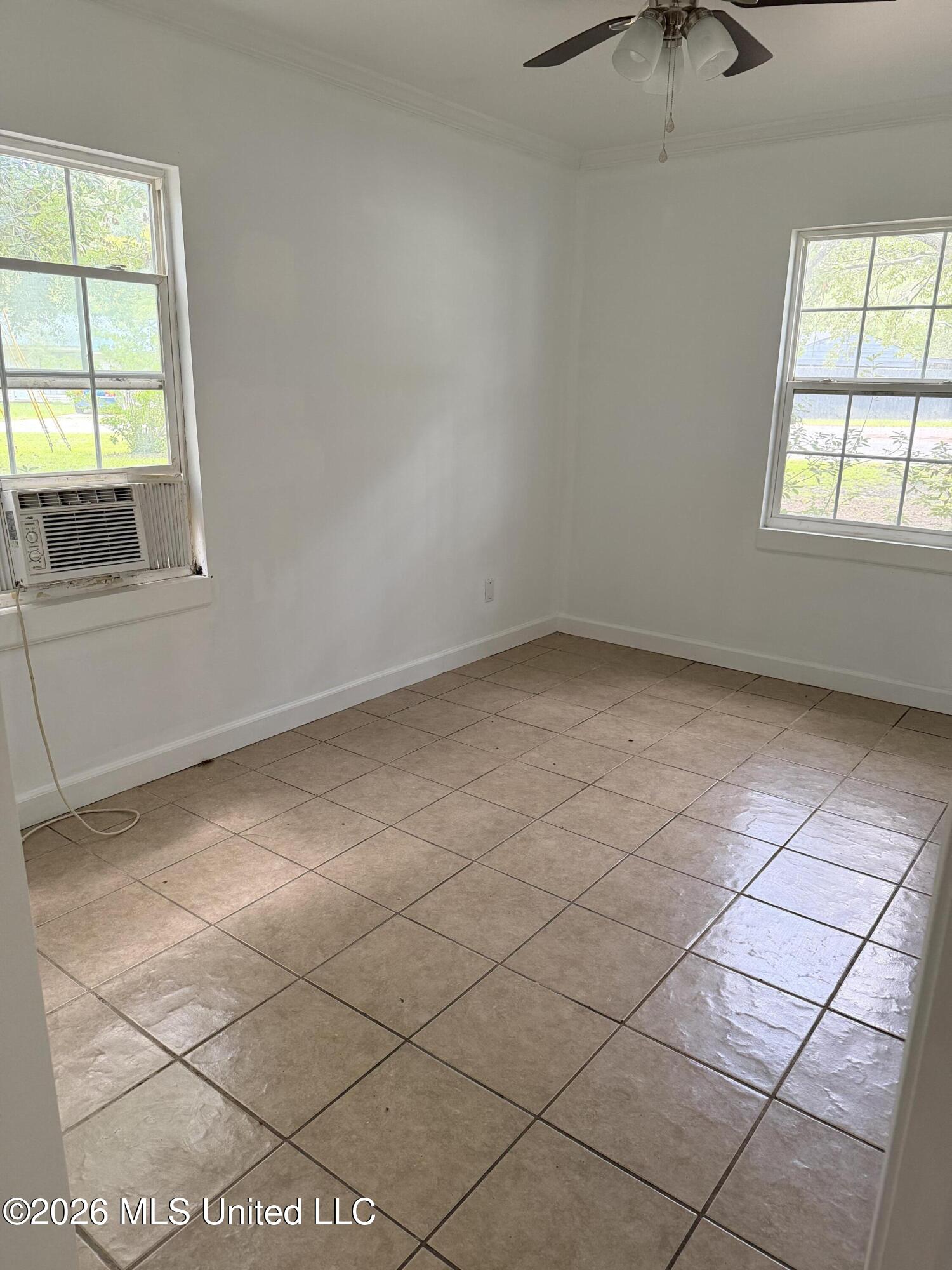2311 Hester Street Property Photo 7