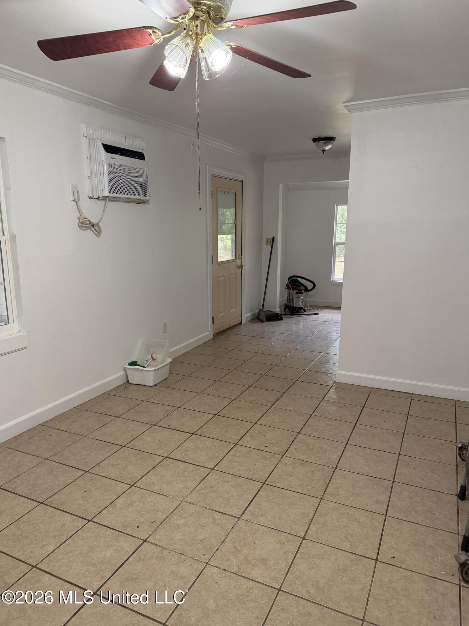 2311 Hester Street Property Photo 11