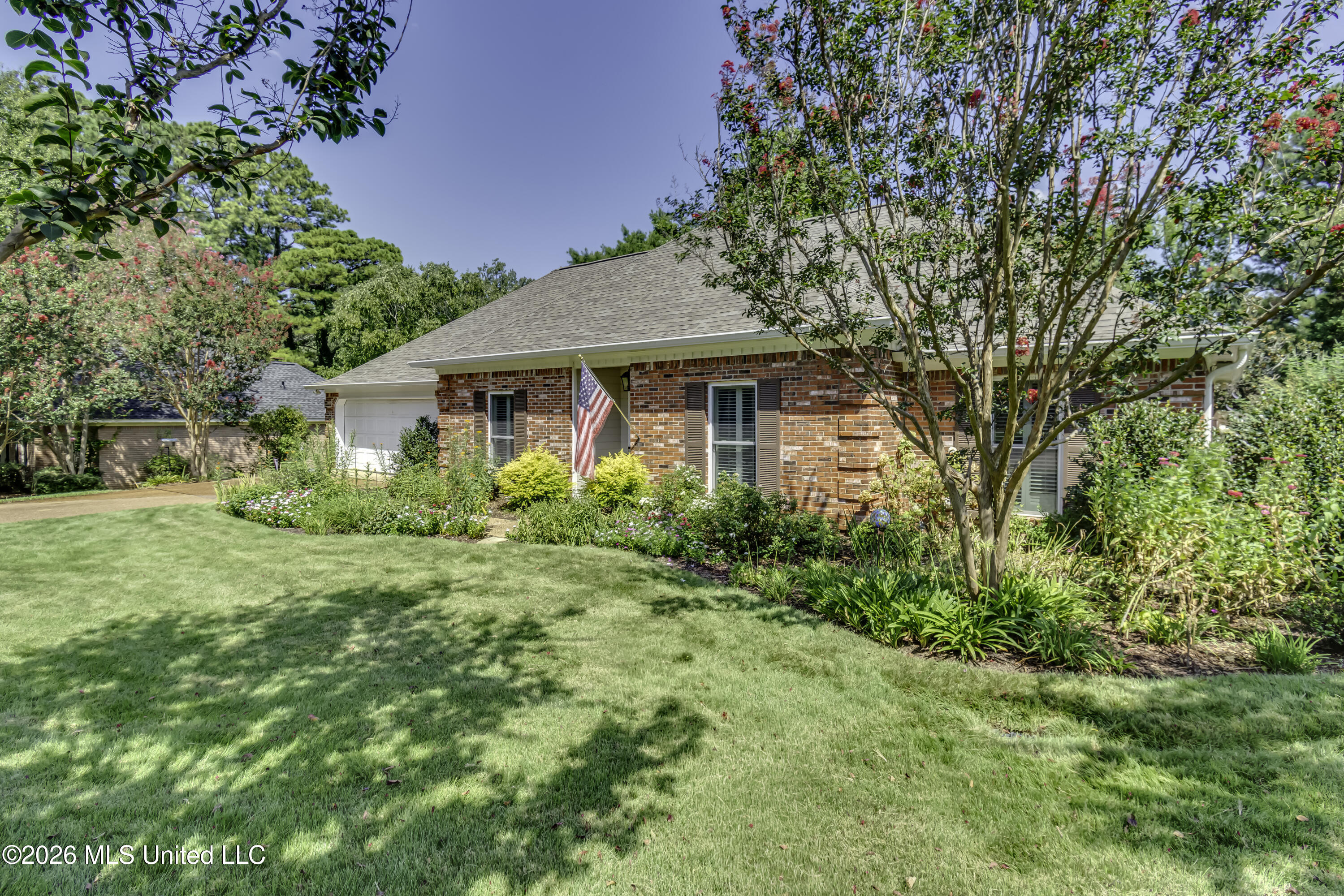 229 Woodrun Drive Property Photo 6