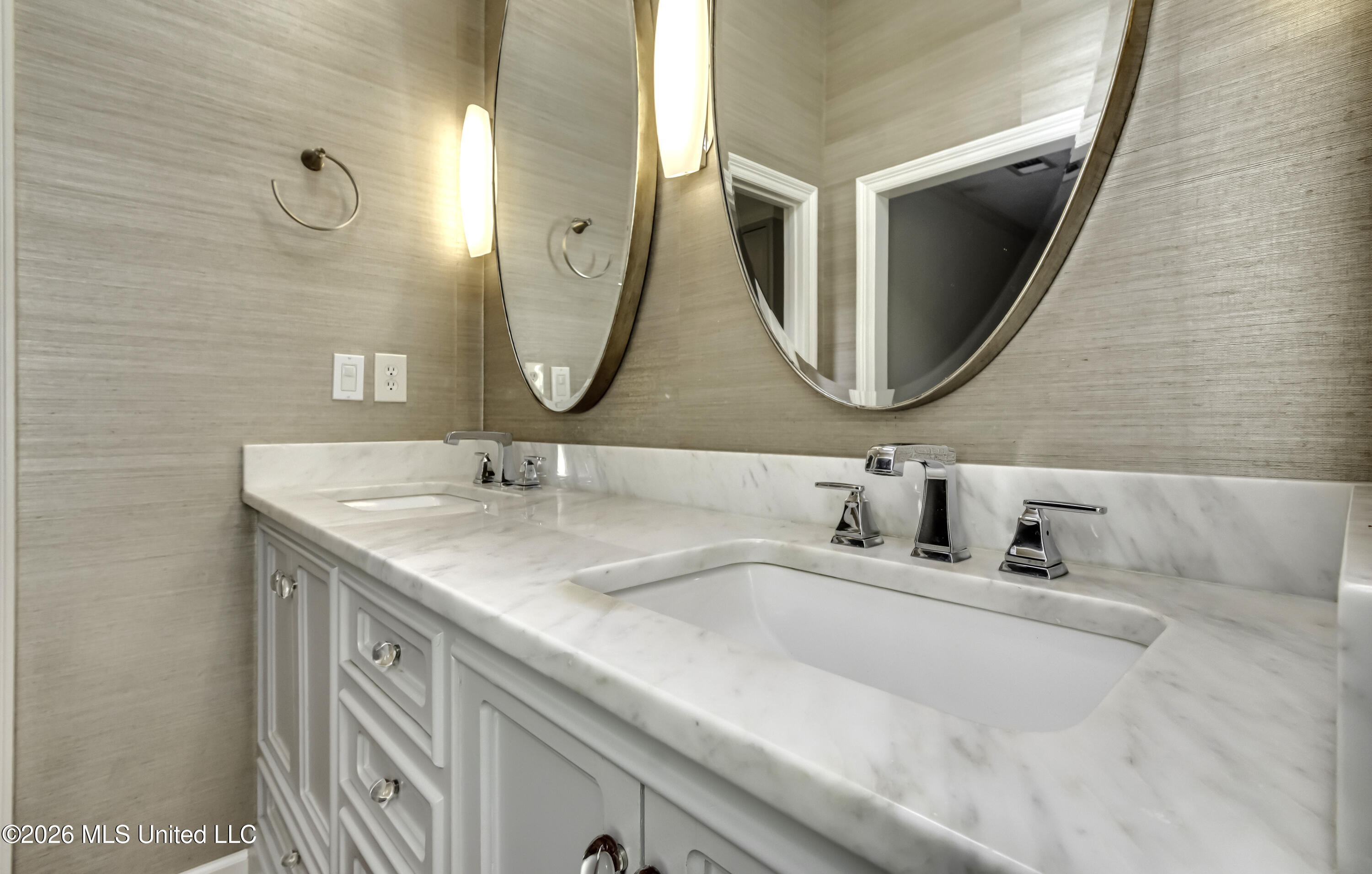 229 Woodrun Drive Property Photo 41