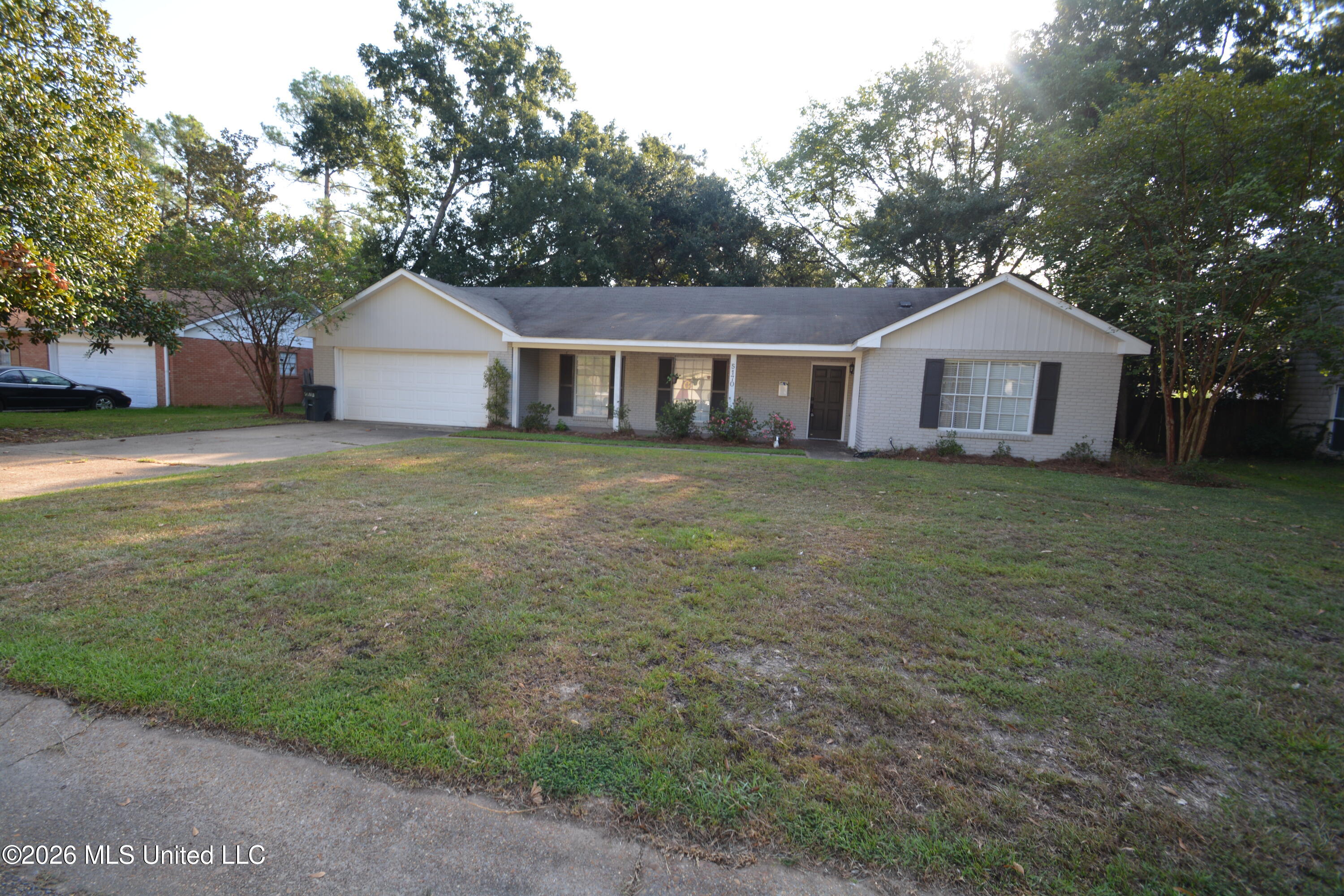 5170 Shirlwood Drive Property Photo 1