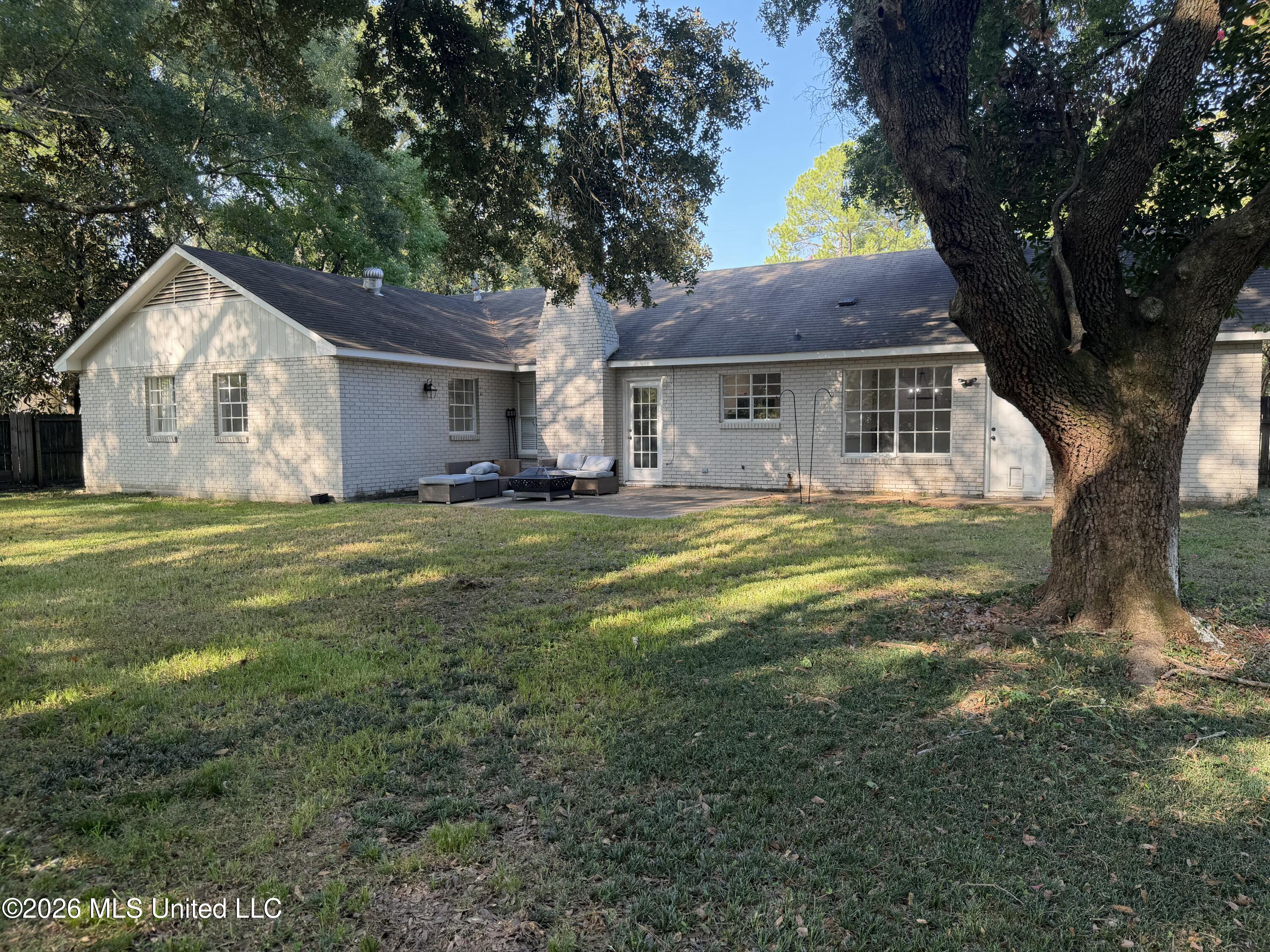 5170 Shirlwood Drive Property Photo 30