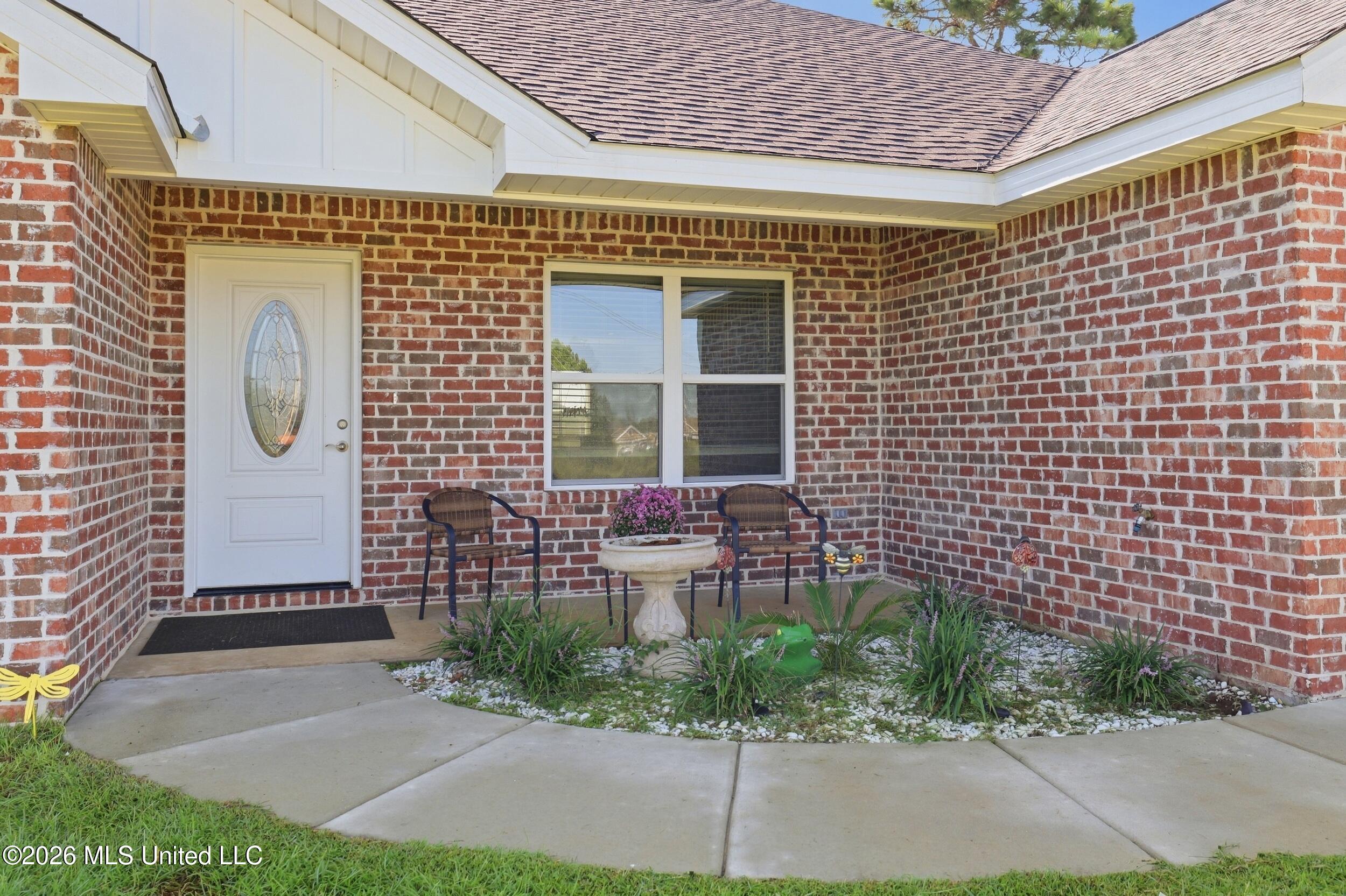 21700 E Edgewood Drive Property Photo 9