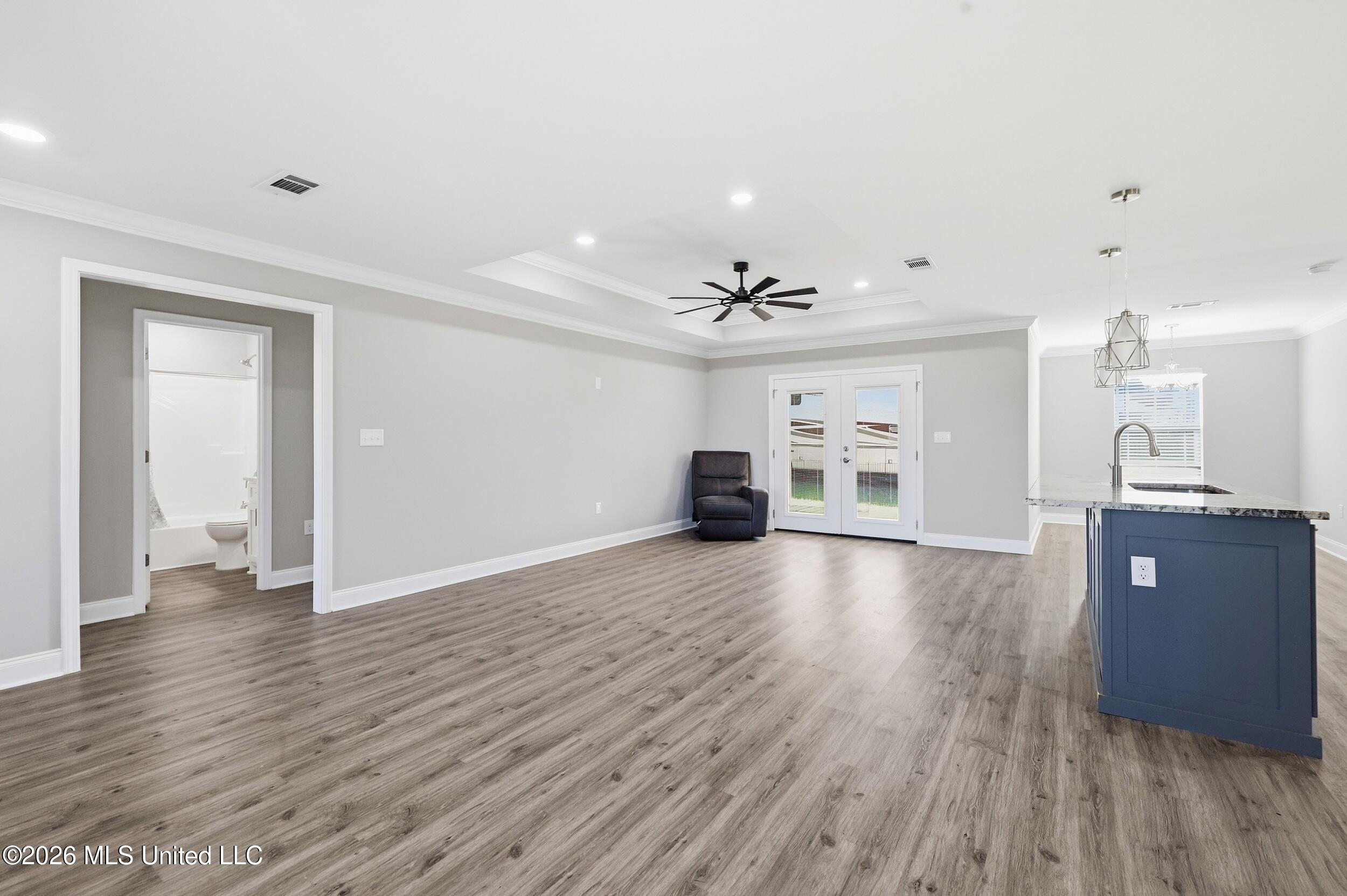 21700 E Edgewood Drive Property Photo 23