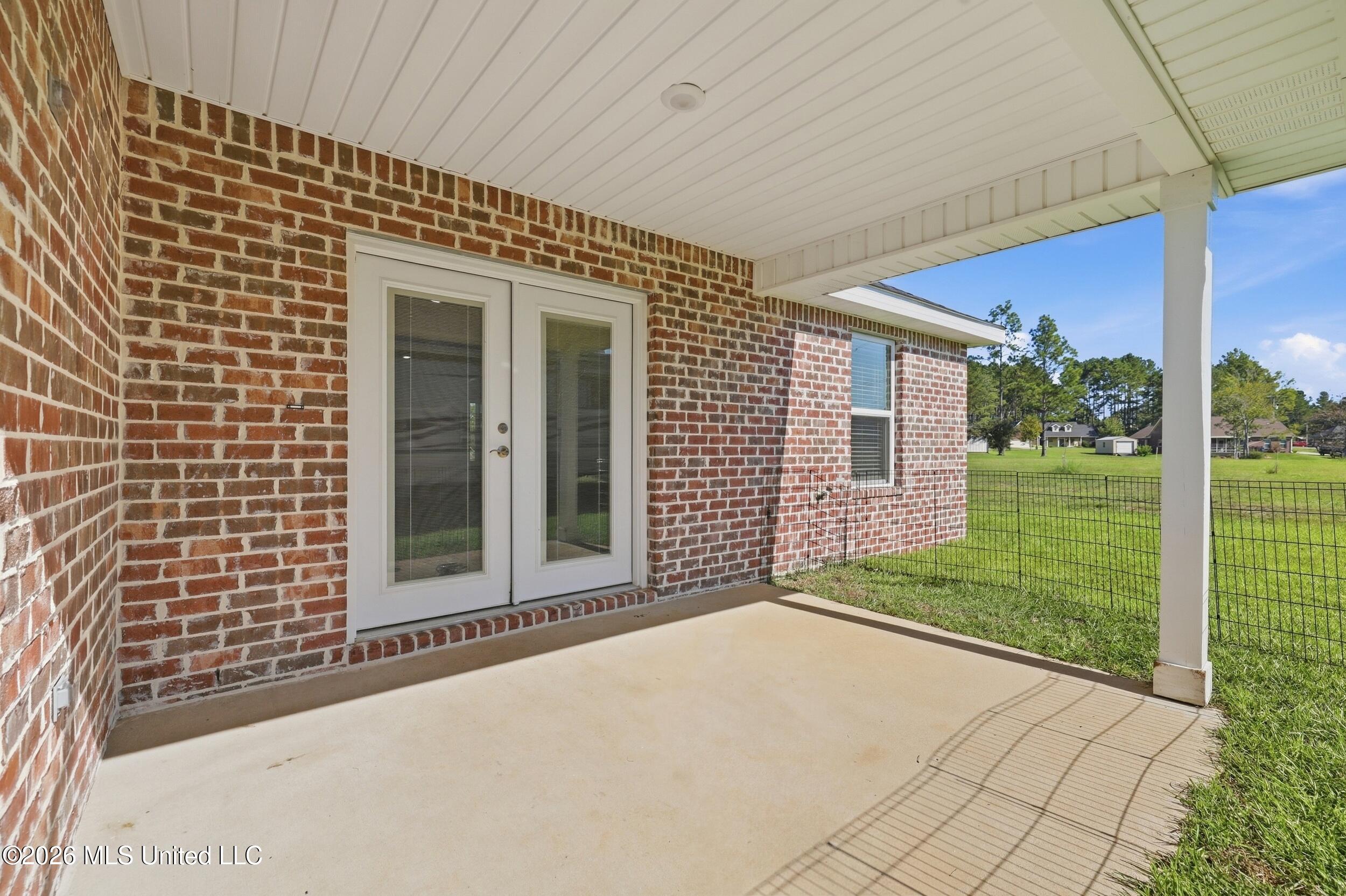 21700 E Edgewood Drive Property Photo 37
