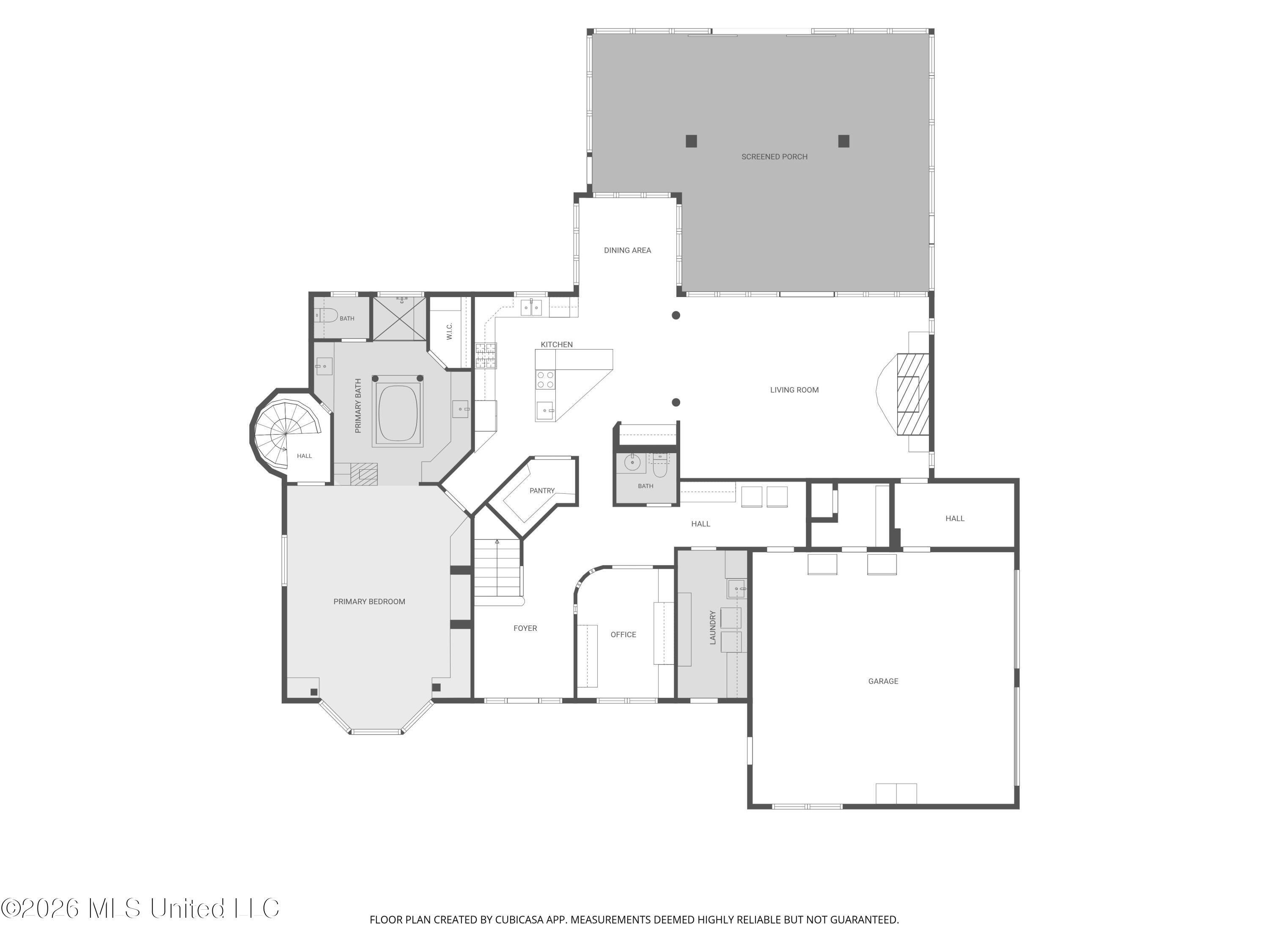 594 Basswood Cove Property Photo 5