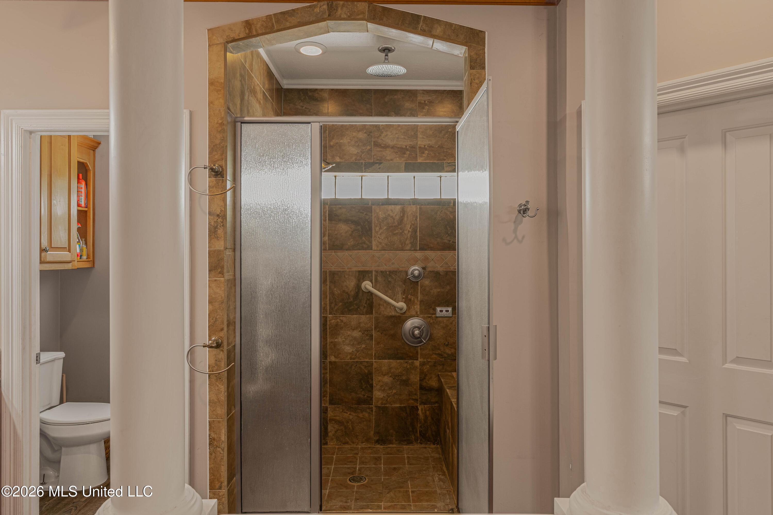 594 Basswood Cove Property Photo 39