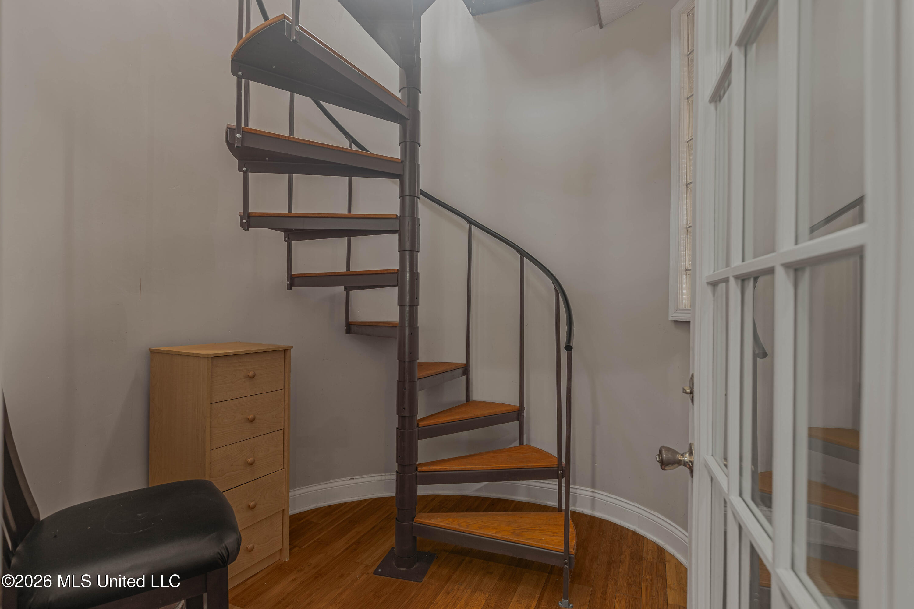 594 Basswood Cove Property Photo 42