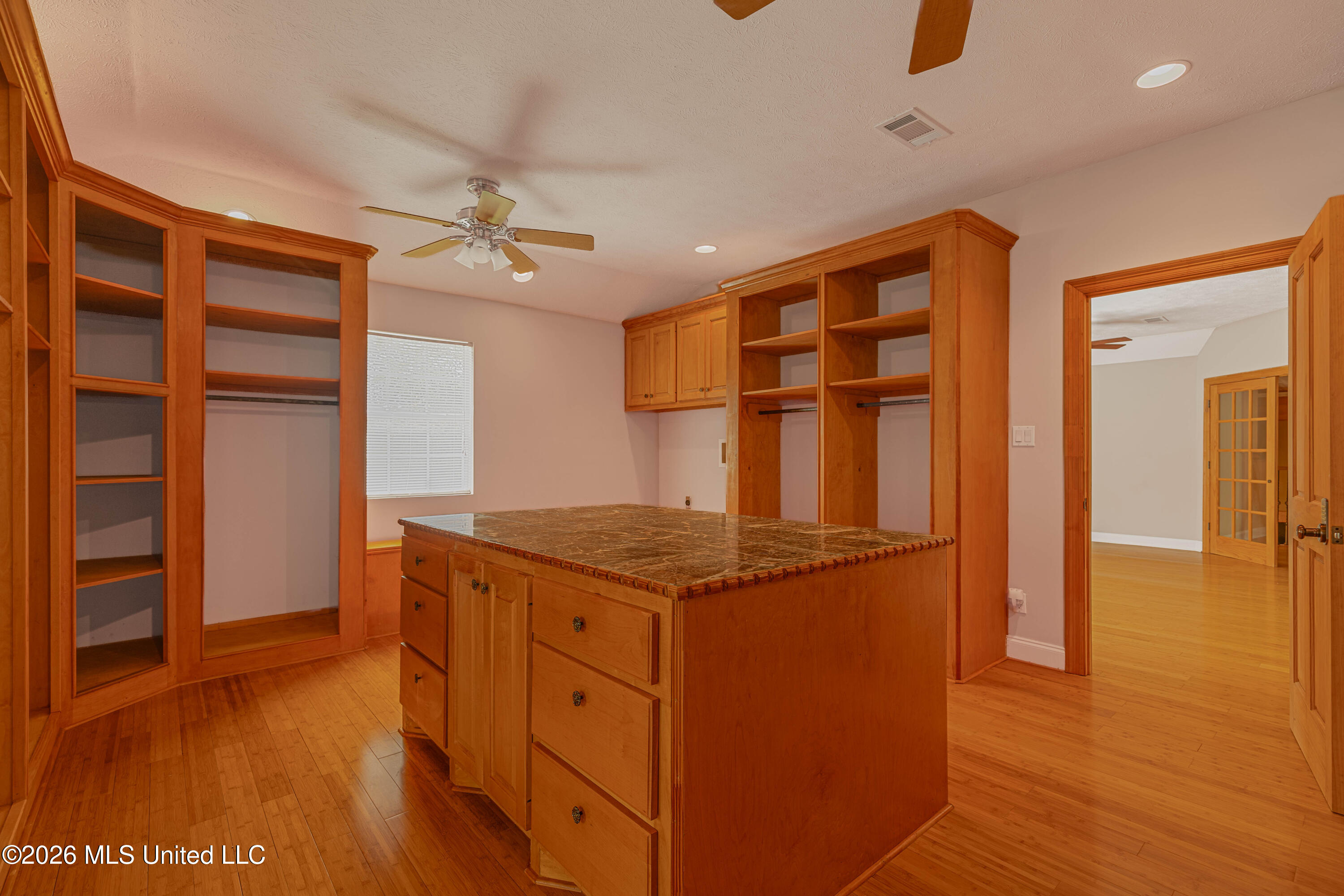 594 Basswood Cove Property Photo 60