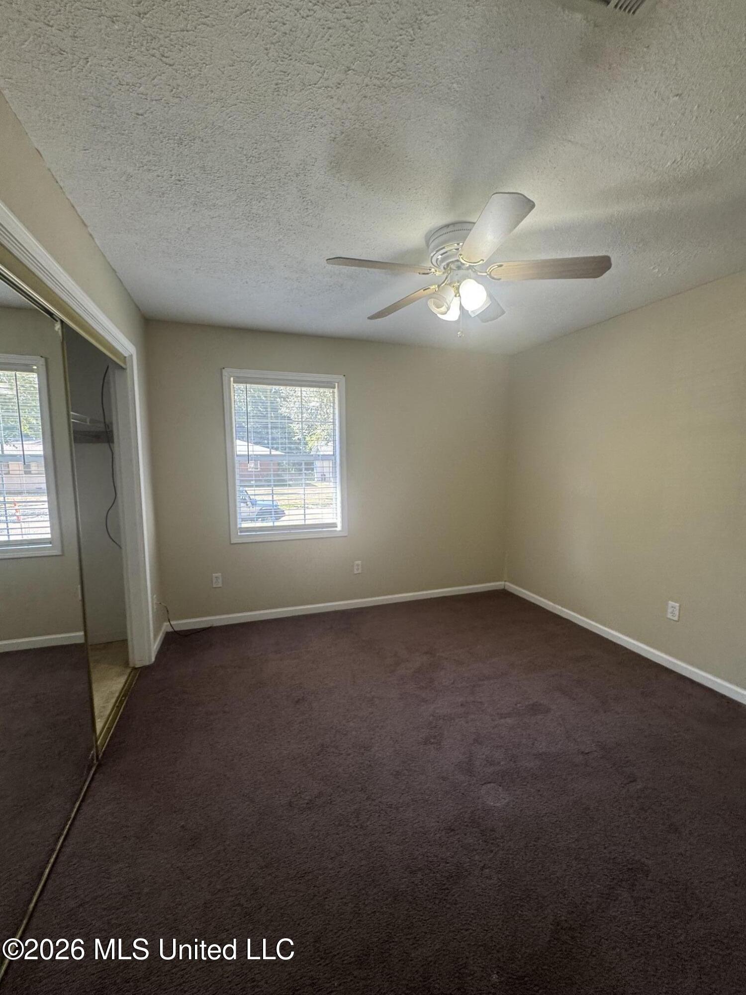 250 Winfield Street Property Photo 9
