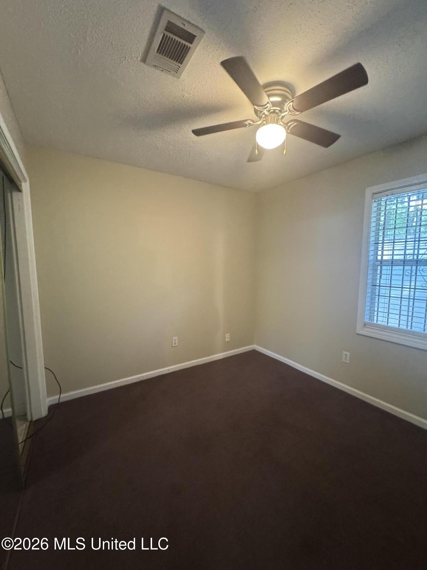 250 Winfield Street Property Photo 10