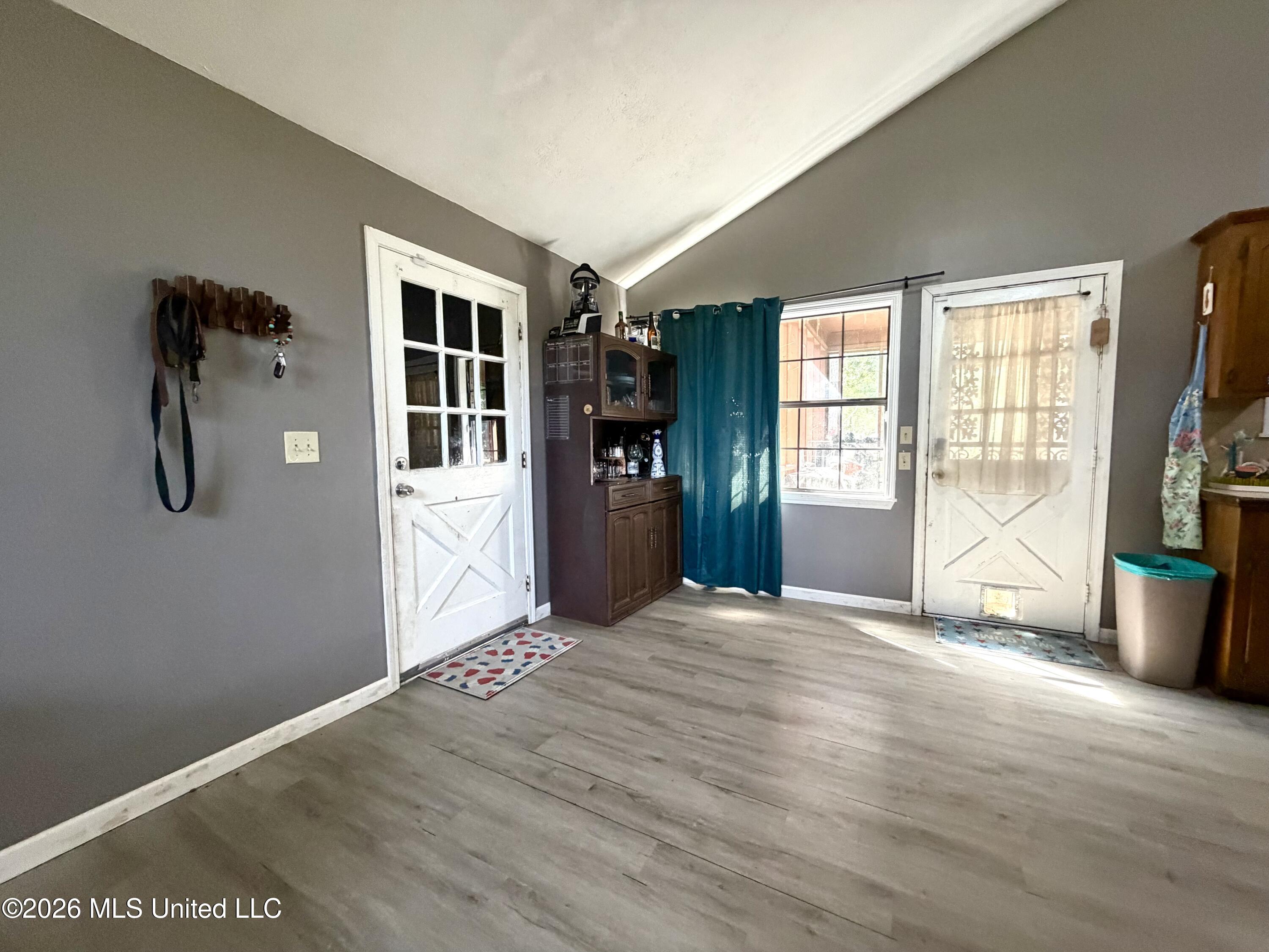 961 Dunn-ratcliff Road Property Photo 13