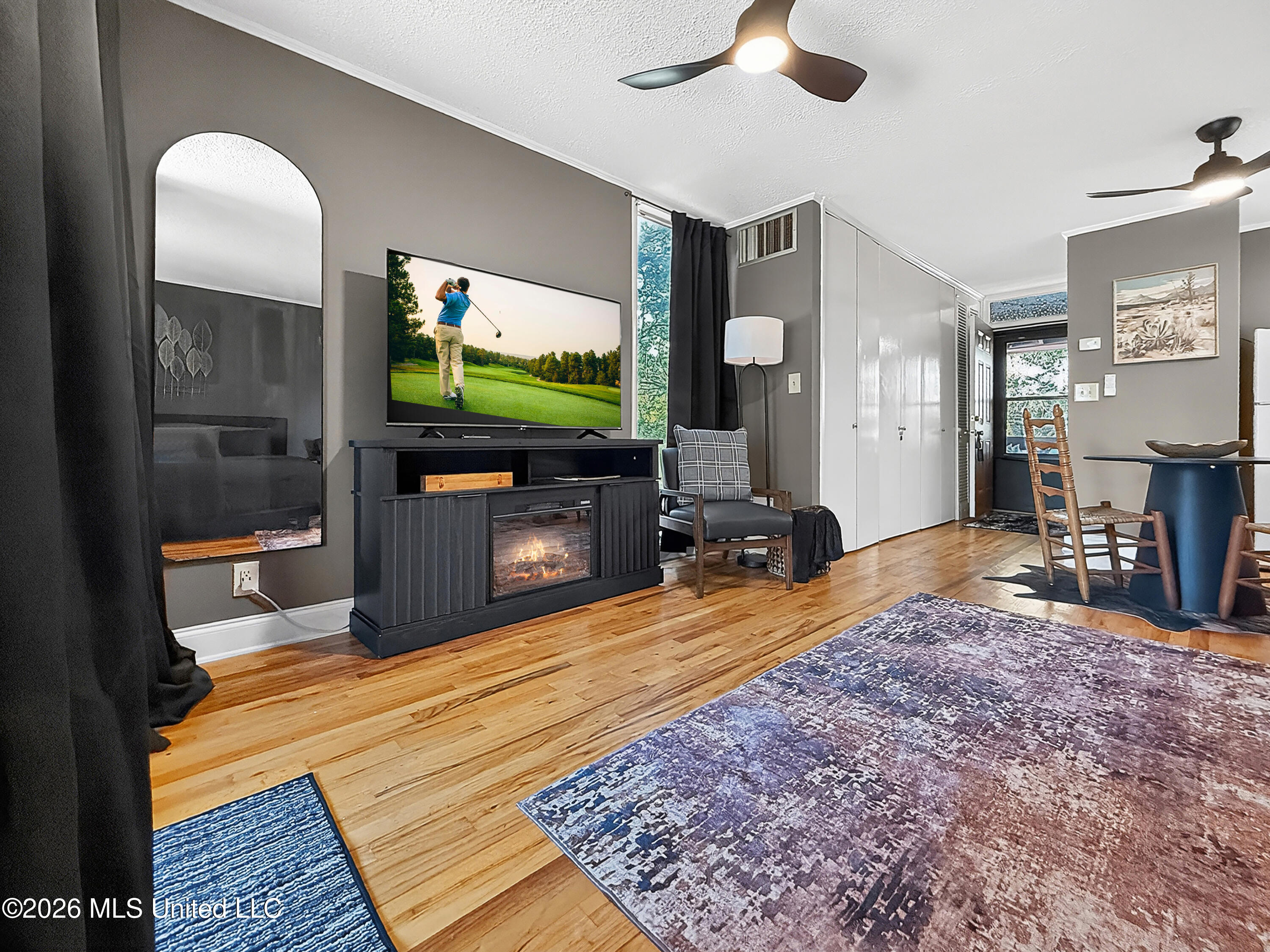 217 Lakeside Villa Property Photo 10
