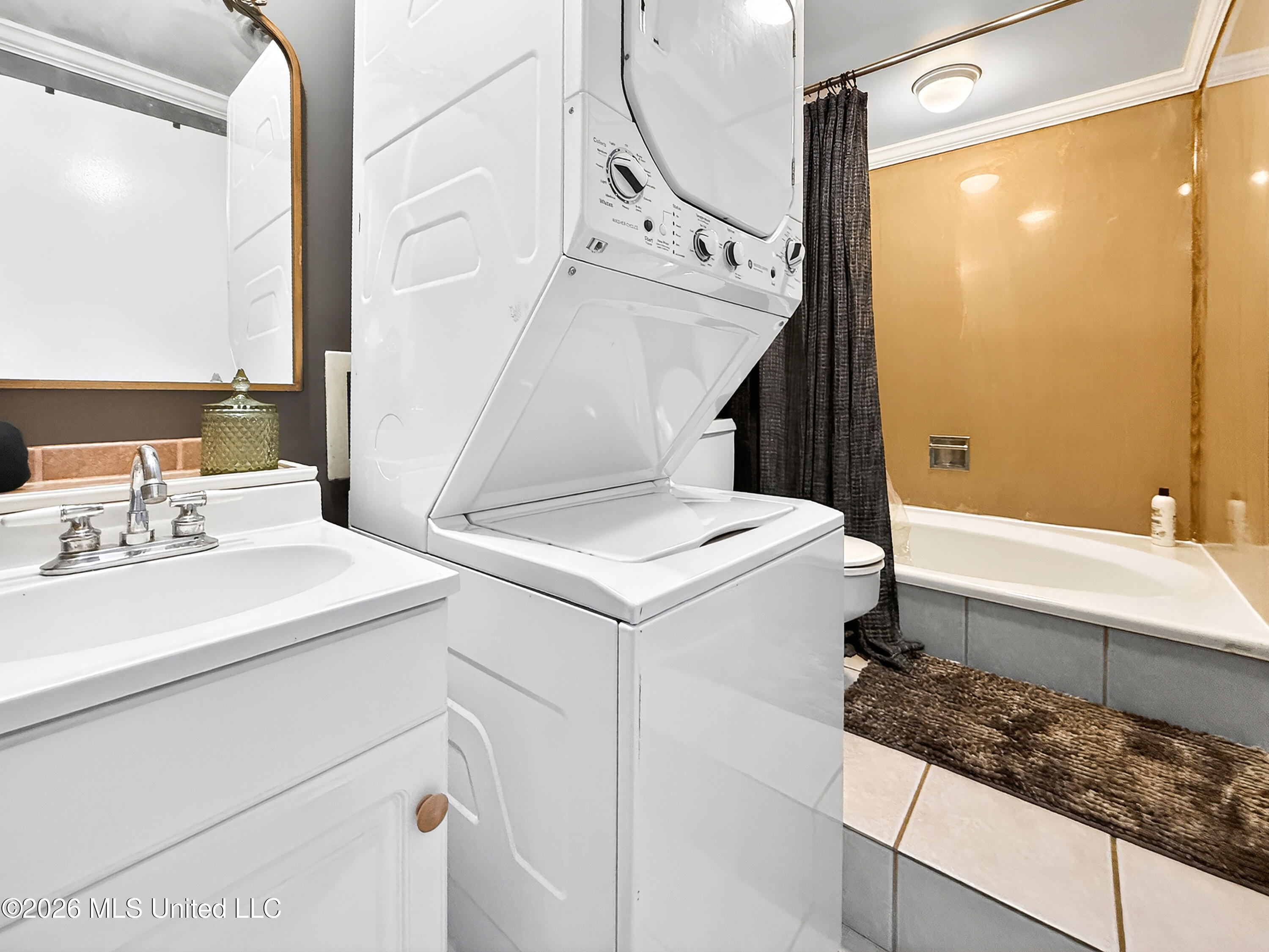 217 Lakeside Villa Property Photo 11