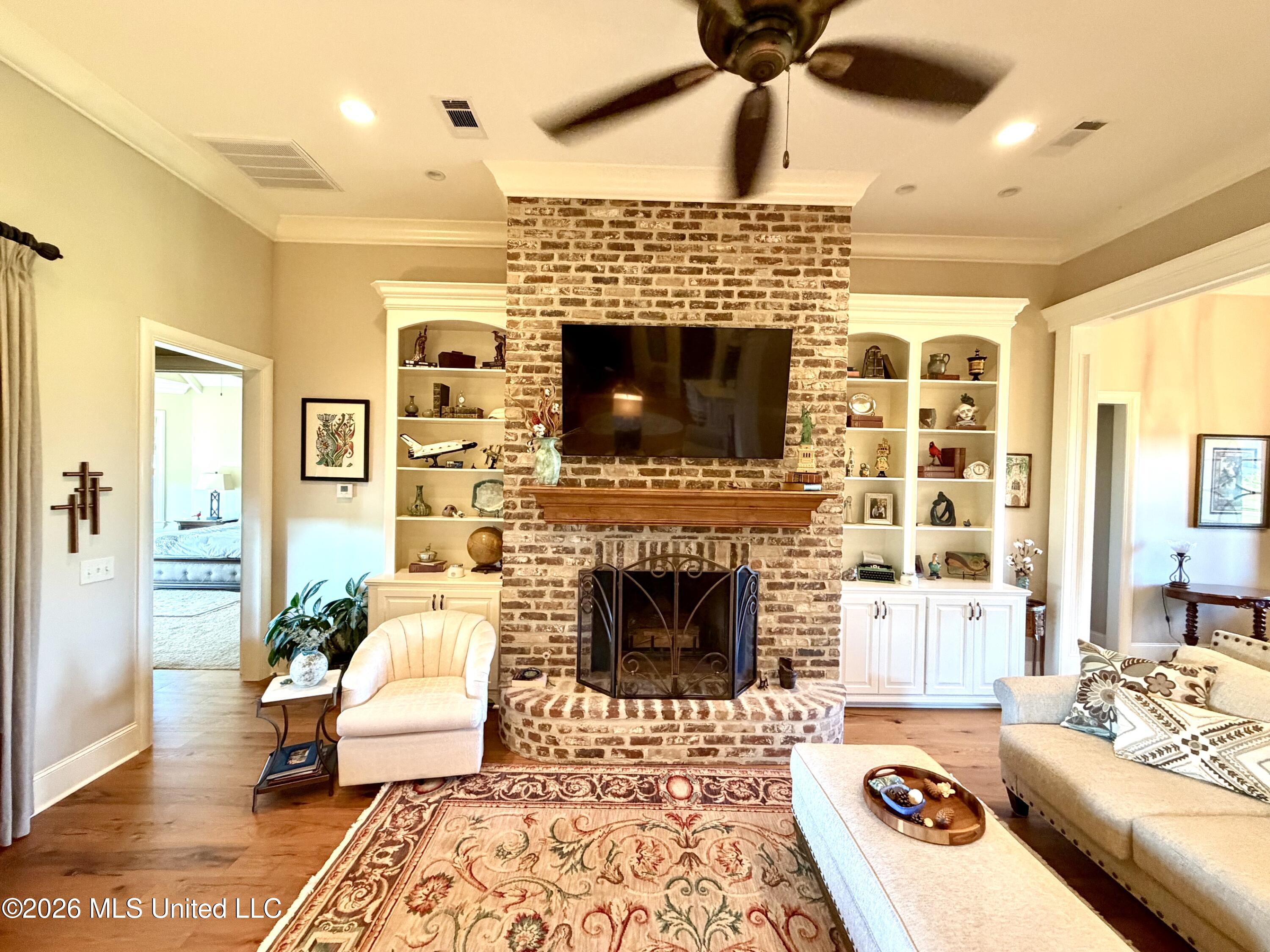 129 Churchill Place Property Photo 13